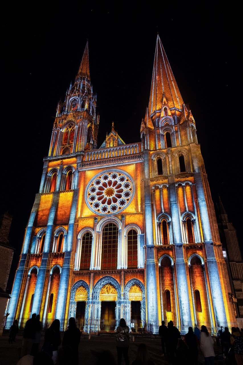 cathedral-8009476_1280.jpg