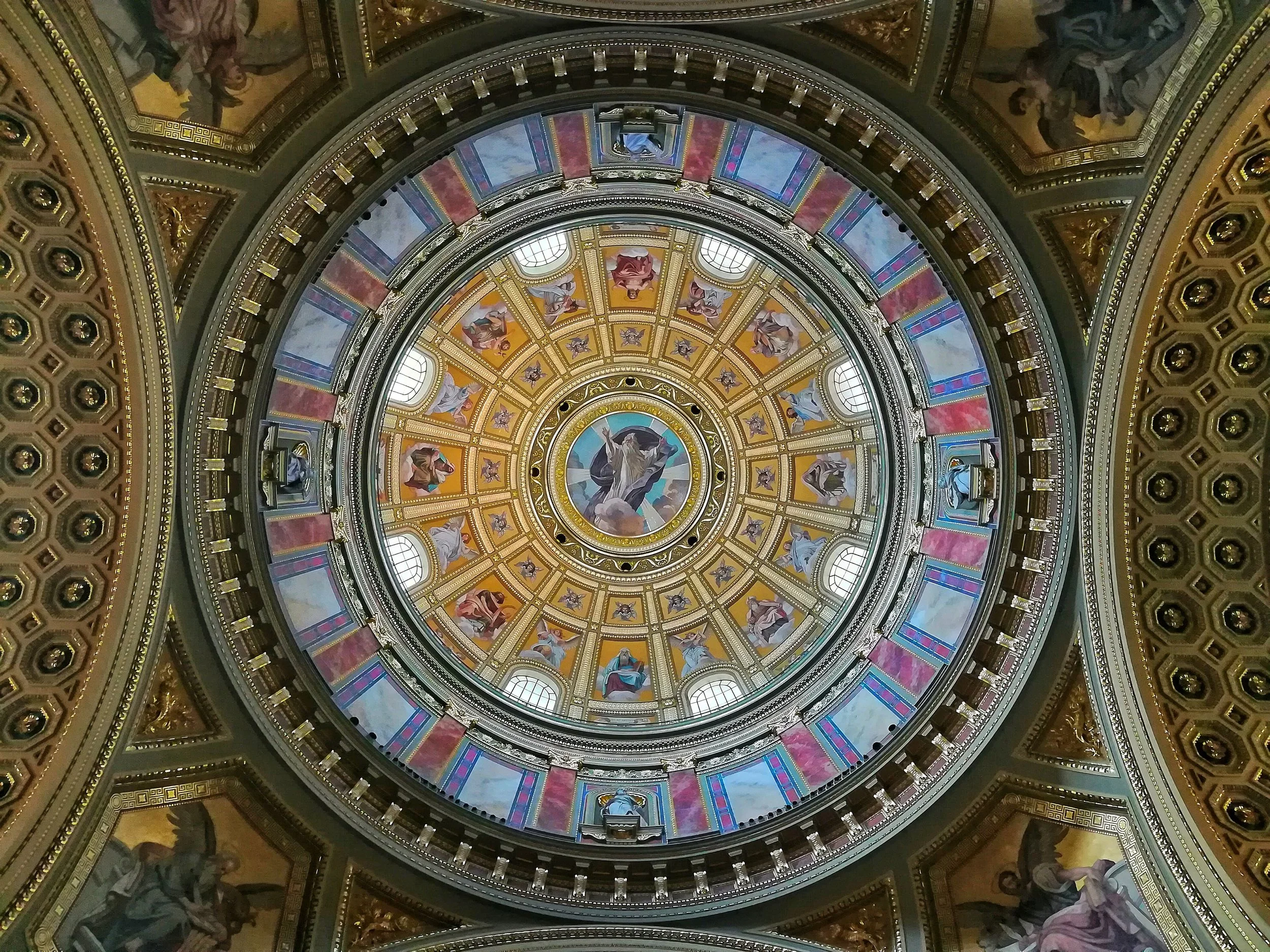 Inside st Stephen’s cathedral 