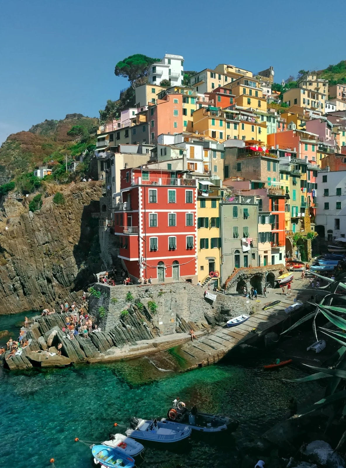 Perfect waters and perfectcliff diving spots