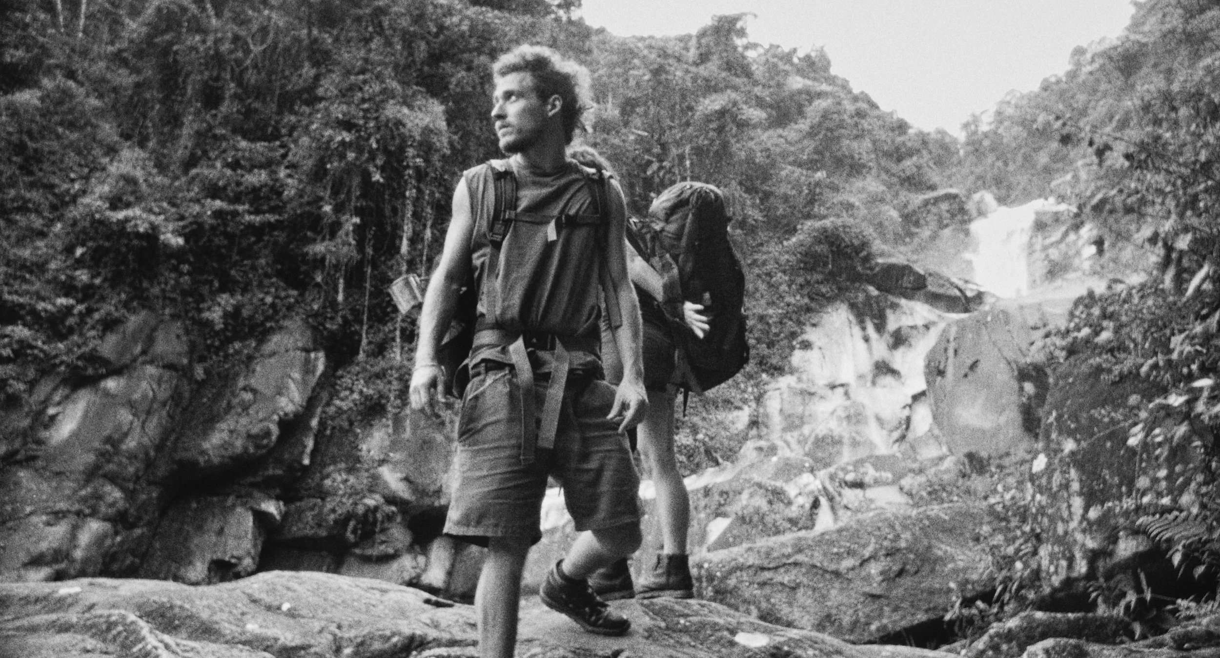 Les derniers vagabonds STILL 2 copy.jpg