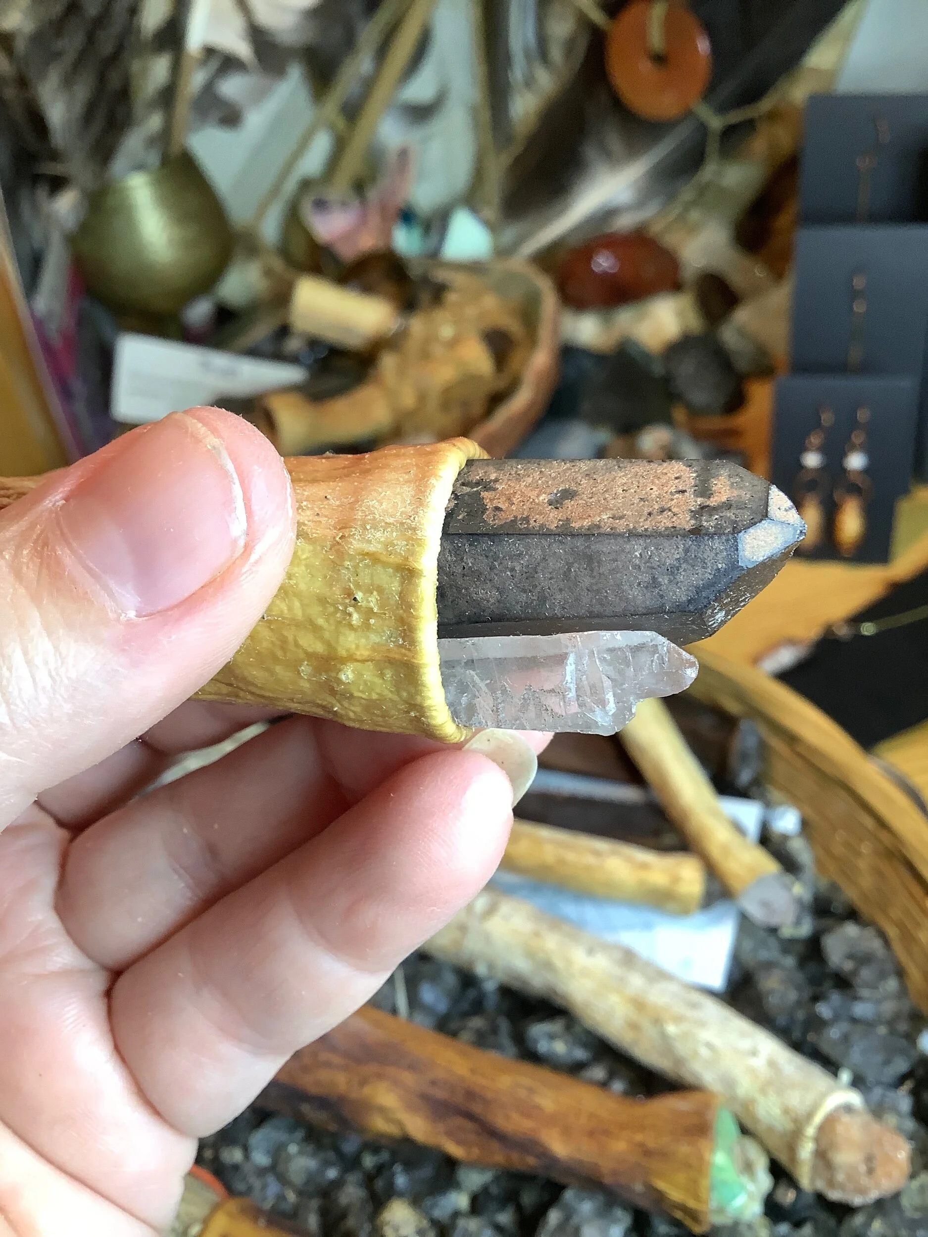 9EA2B874-40AA-47E0-9D39-AD4B0BB44106