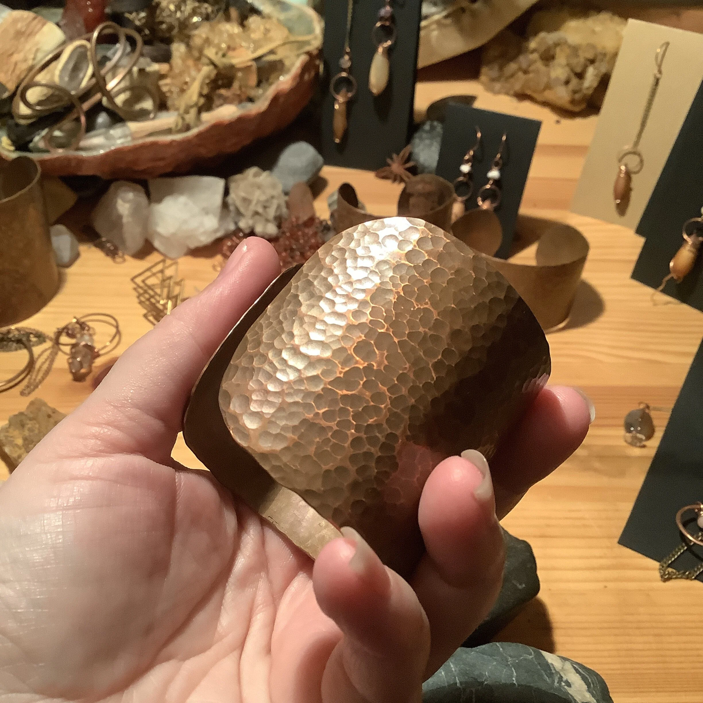 6E12FBE3-4DF6-4A25-A9F7-EBF6801C3353