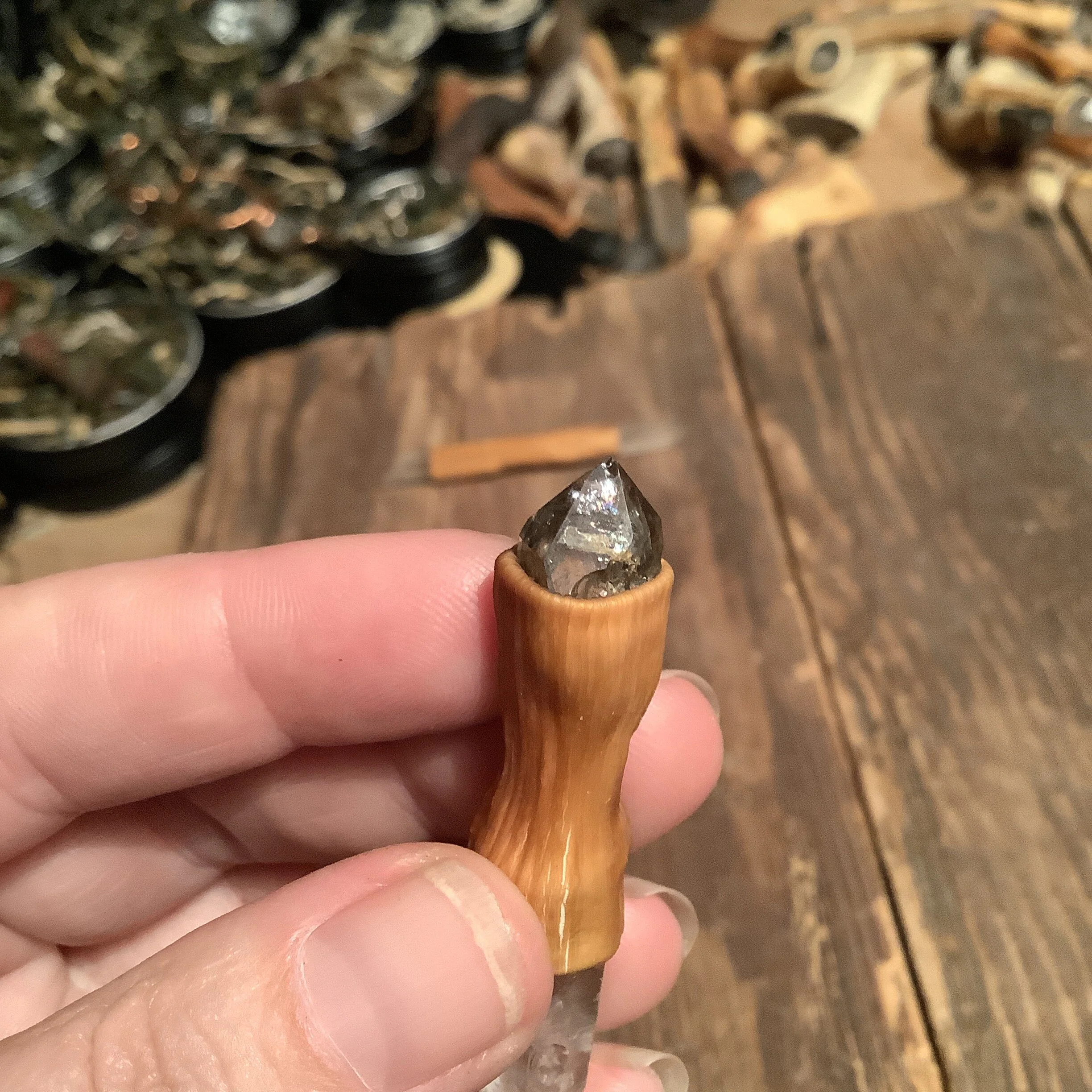 C76180E0-5795-4B1D-B289-8546F8001080