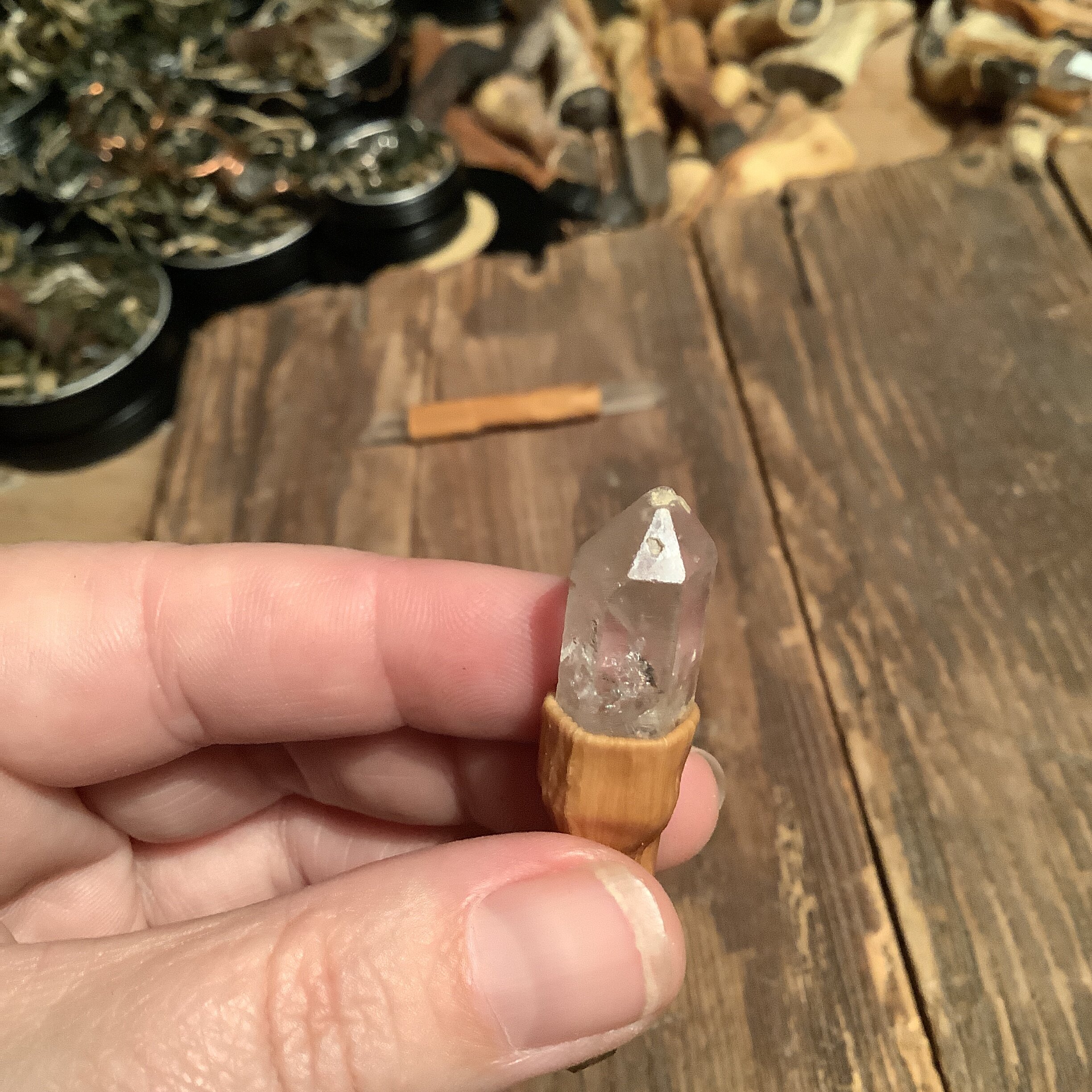 FBC72B84-0C85-436D-A214-370C099092FF