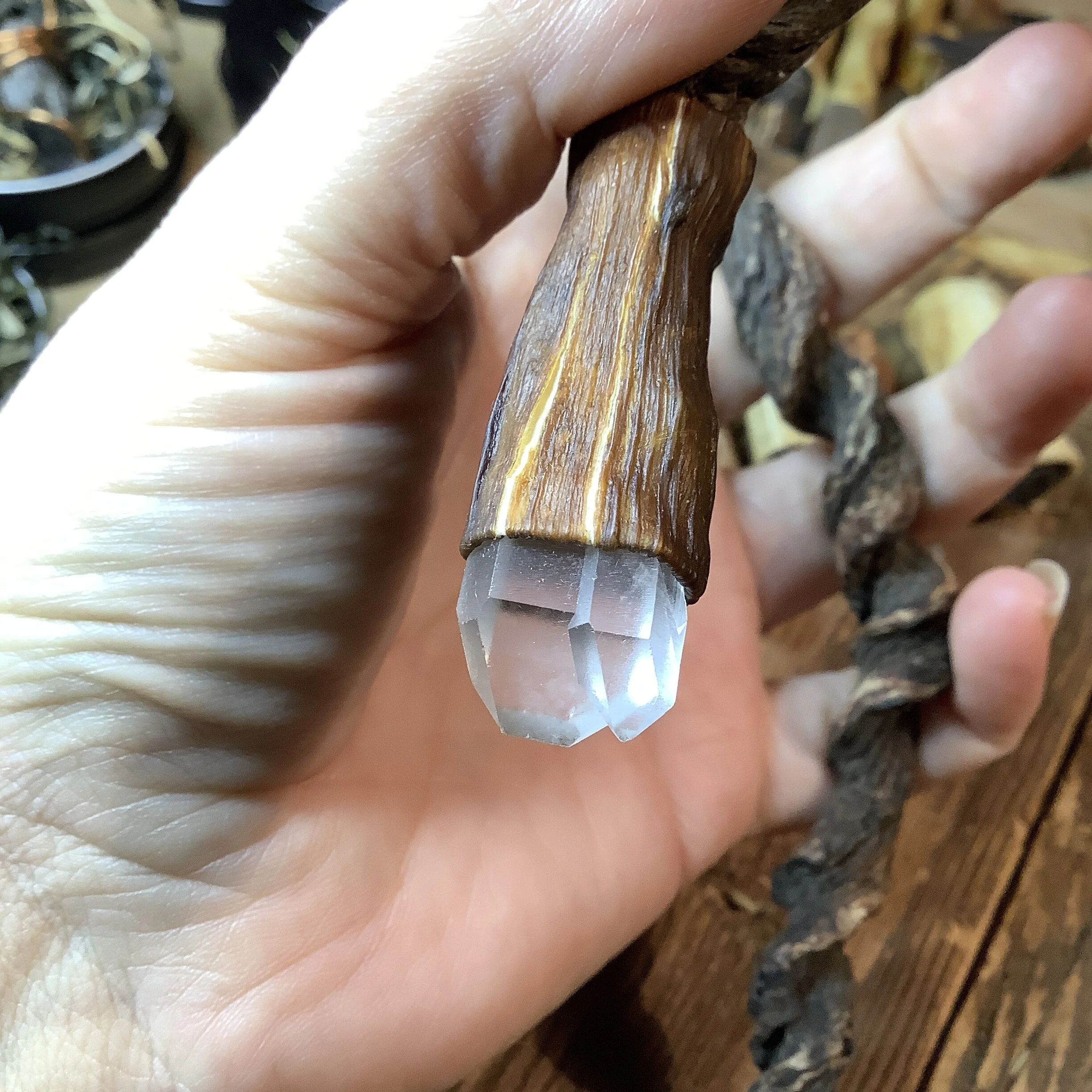 F9FE8859-F4F4-44D1-B72B-738E0080E249