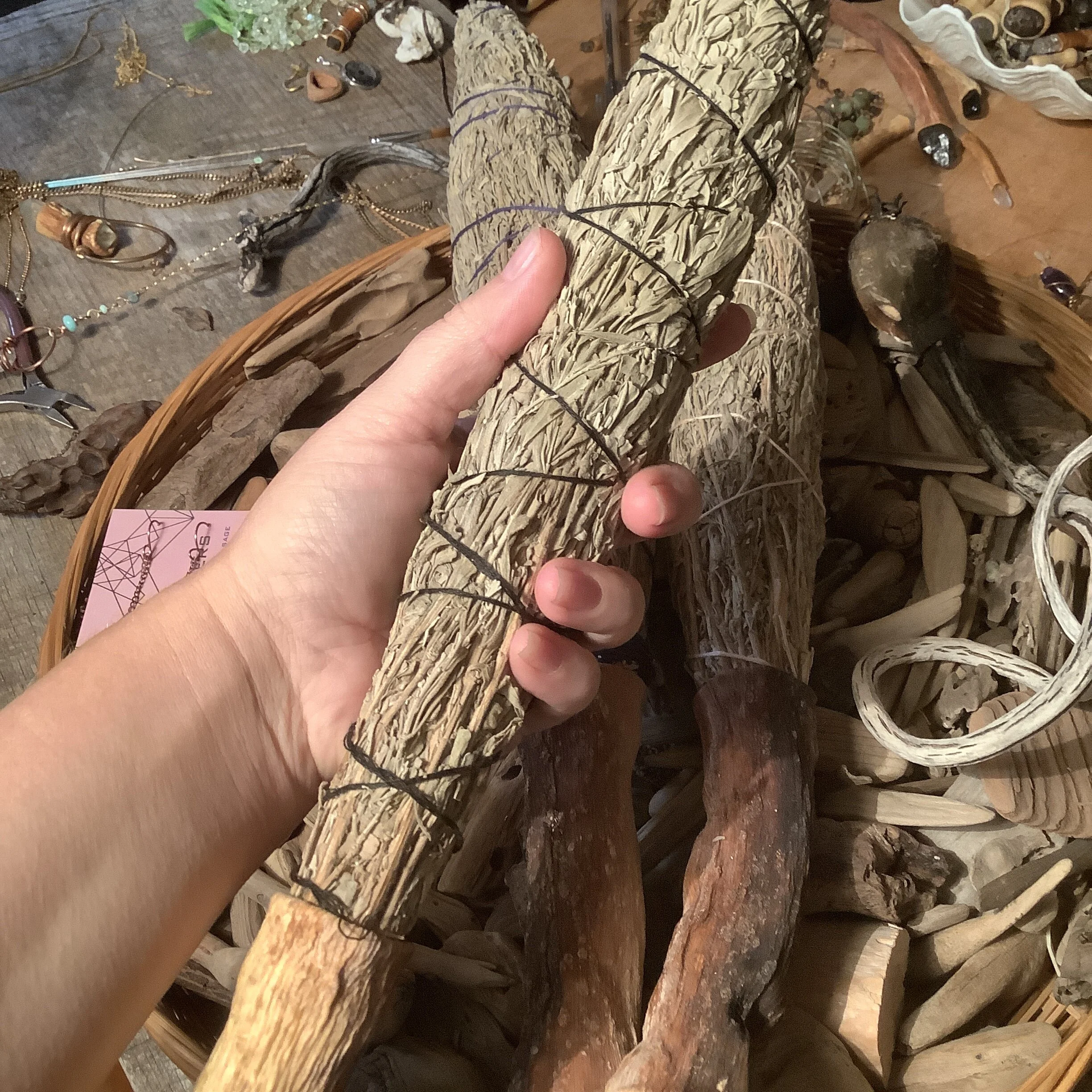 B12931FF-1F95-41BC-AF50-4F559717A43D