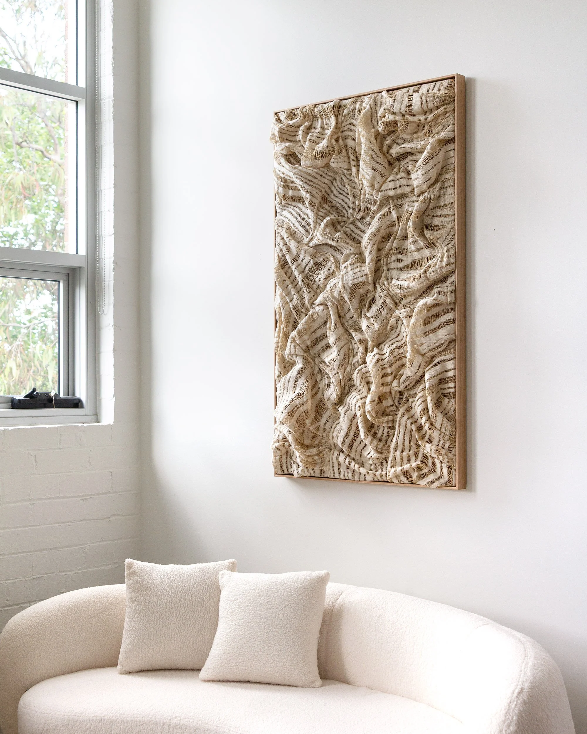 CrossingThreads_UNTETHERED_1230mmx730mmx45-70mmDepthVarying_OrganicEgyptianCotton,FairtradeRawHemp,Linen_FramedInTasmanianOak_WithEstapolFinish_7499_04.jpg