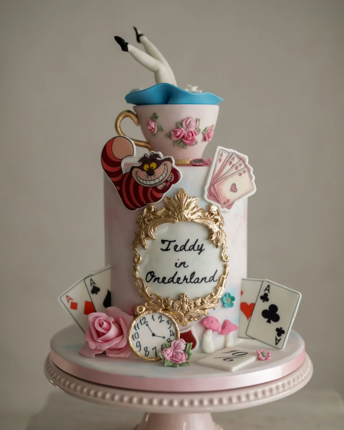 Posting some of the last celebration cakes of 2025 &mdash; three 1st birthday cakes and an engagement cake 🥰🥰🥰

#1stbirthdaycake #engagementcake #dublincakes