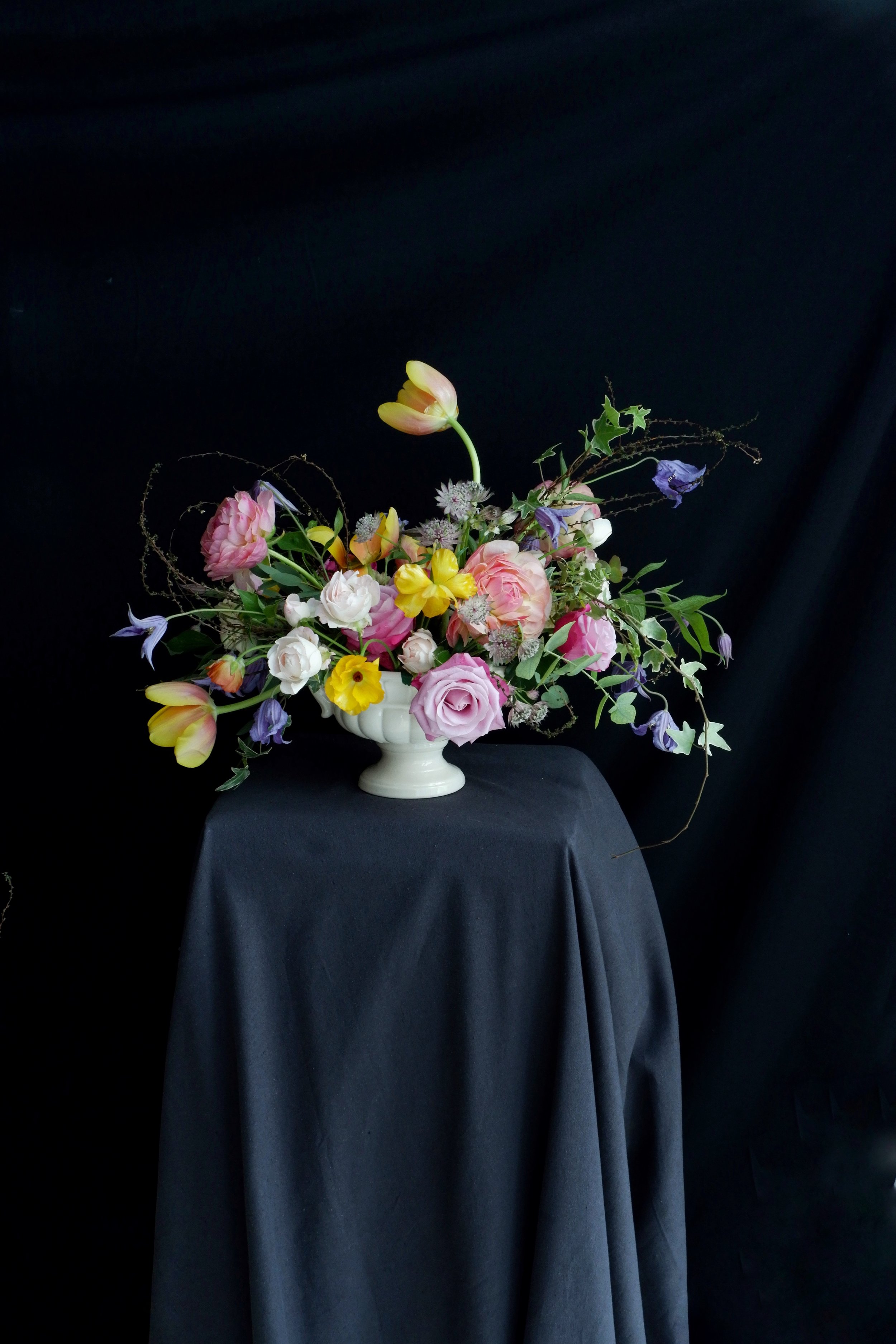 Centerpiece with chicken wire