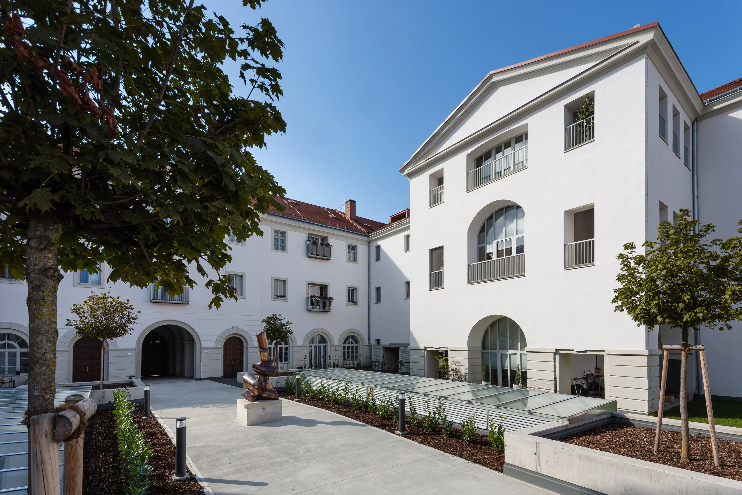  AUFTRAGGEBER Gemeinnützige Donau-Ennstaler Siedlungs-Aktiengesellschaft  AUSZEICHNUNGEN NÖ Wohnbaupreis 2019  STATUS realisiert, 2018  Fotos: Werner Jäger 