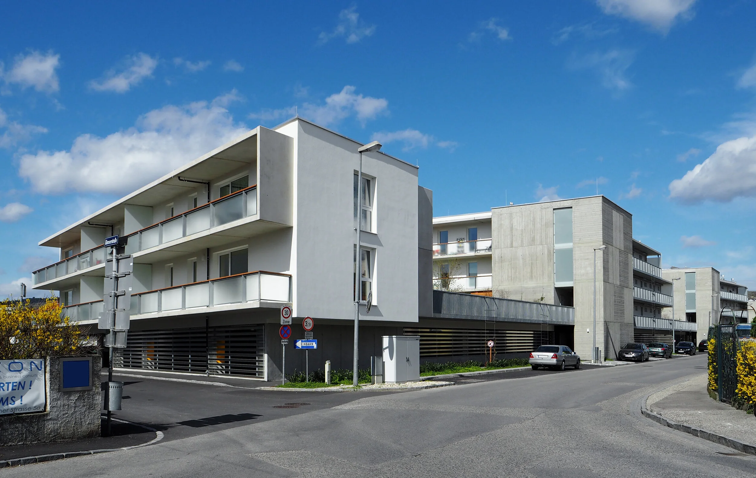  Wettbewerb, 1. Platz  AUFTRAGGEBER Gemeinnützige Donau-Ennstaler Siedlungs-Aktiengesellschaft  STATUS realisiert, 2015 