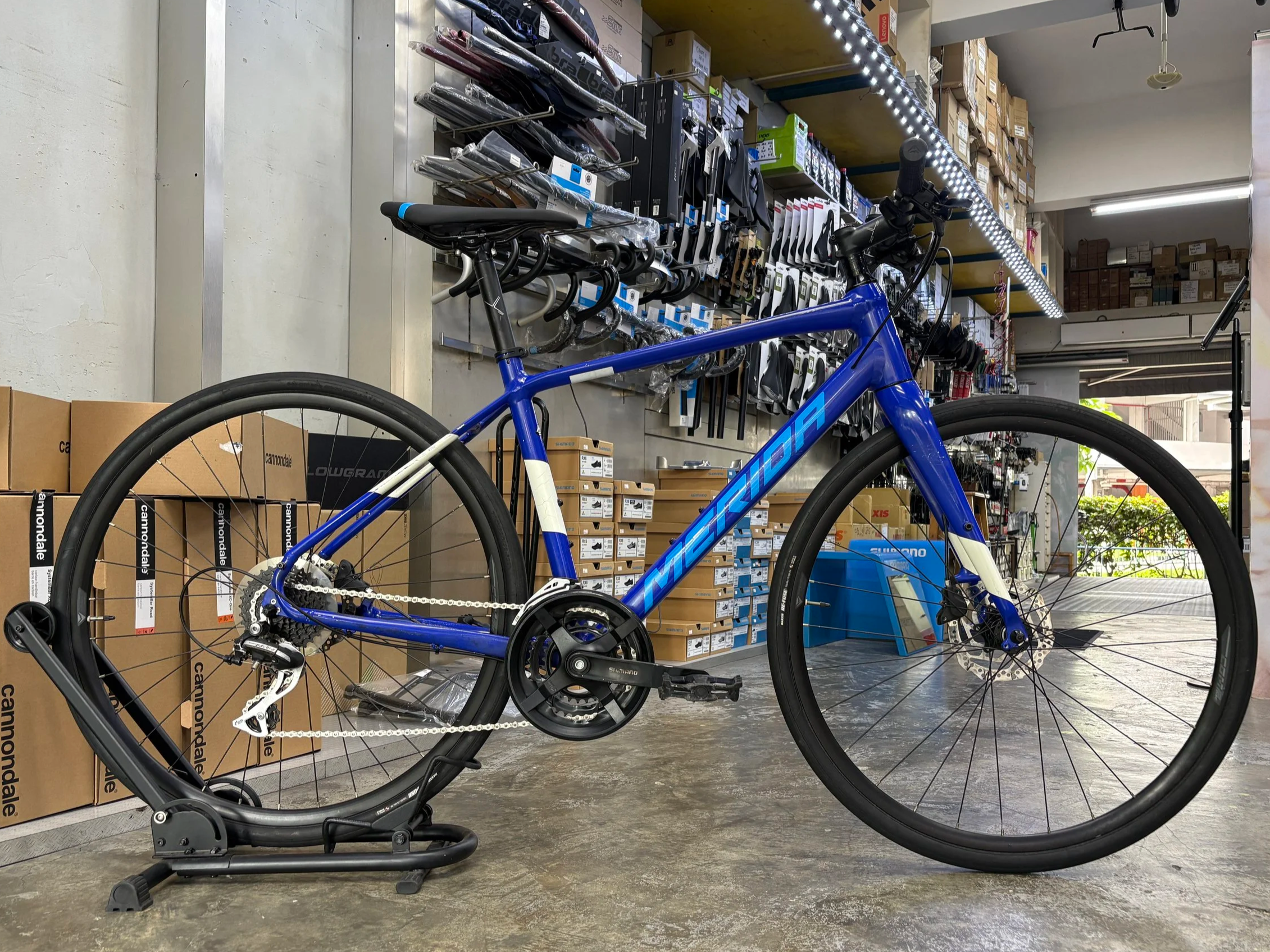 2022 Merida Speeder 100 XS - Dark Blue