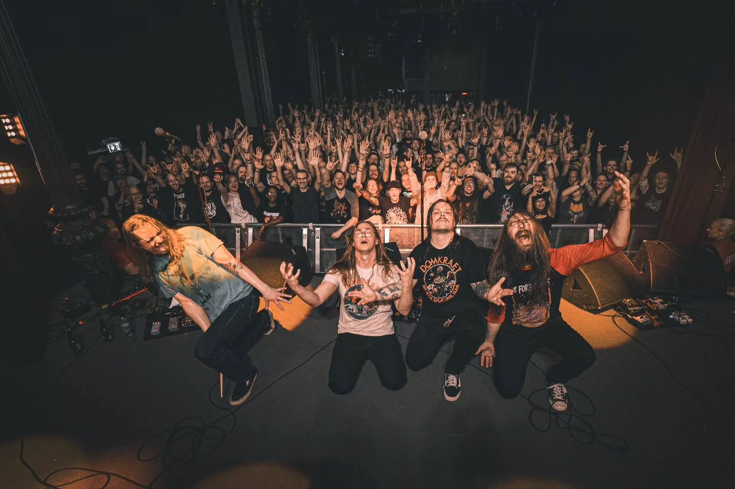 Vi har lyckats f&aring; loss ett g&auml;ng extra biljetter till kv&auml;llens sluts&aring;lda gig p&aring; Pustervik pga saknar v&auml;nner nog att fylla ut g&auml;stlista &auml;ven i denna stad. 

Ses ikv&auml;ll. 

Domkraft spelar 19.30
Lowrider sp