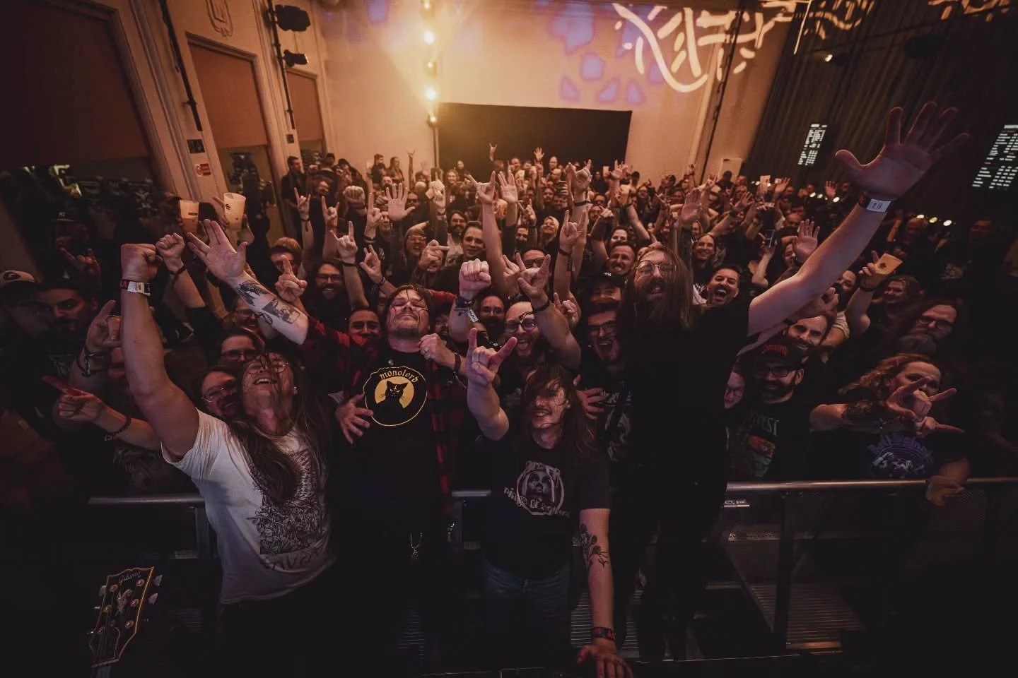 🌵❤️🌵 @desertfest_belgium 🌵❤️🌵

See you tonight in Berlin at @neuezukunftstralau 

📷@alexandra.m.petersen