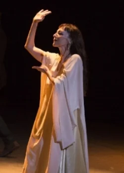 ZULEIKHA_2015_AuroraConcert.jpg
