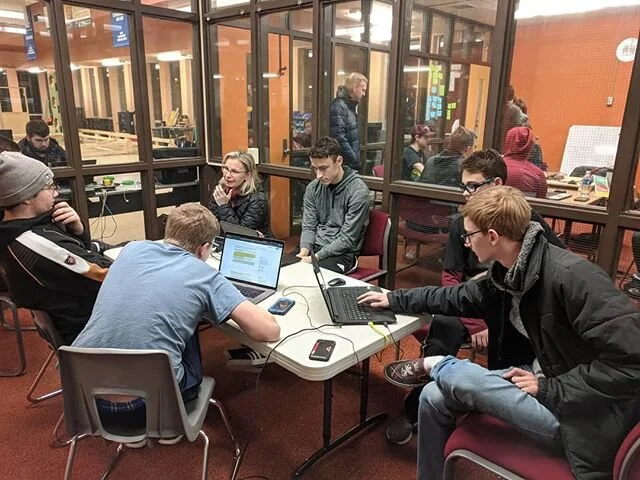 The chairman team hard at work #frc #infiniterecharge @chelseaschooldistrict