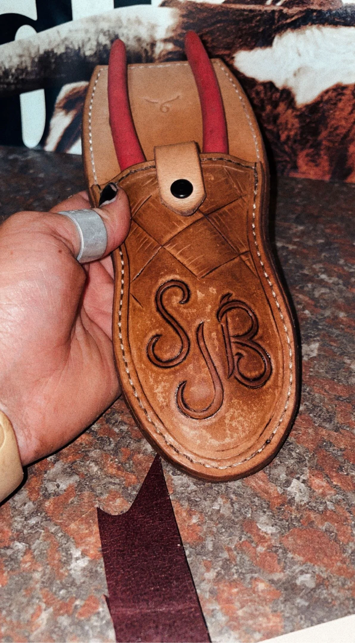 9A148CAA-31A7-4D23-A794-DD38484C59F2