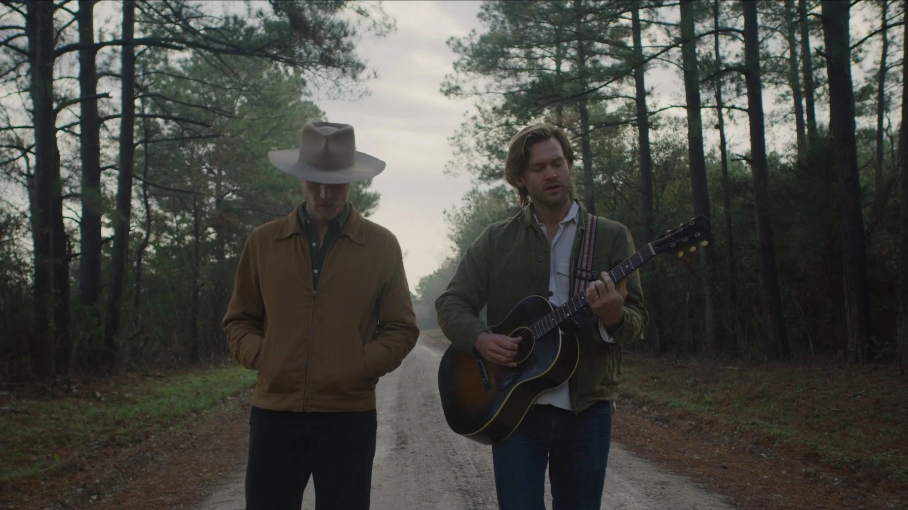 Creating Effective Teasers vs. Trailers: Tailoring Content to the Audience’s Curiosity