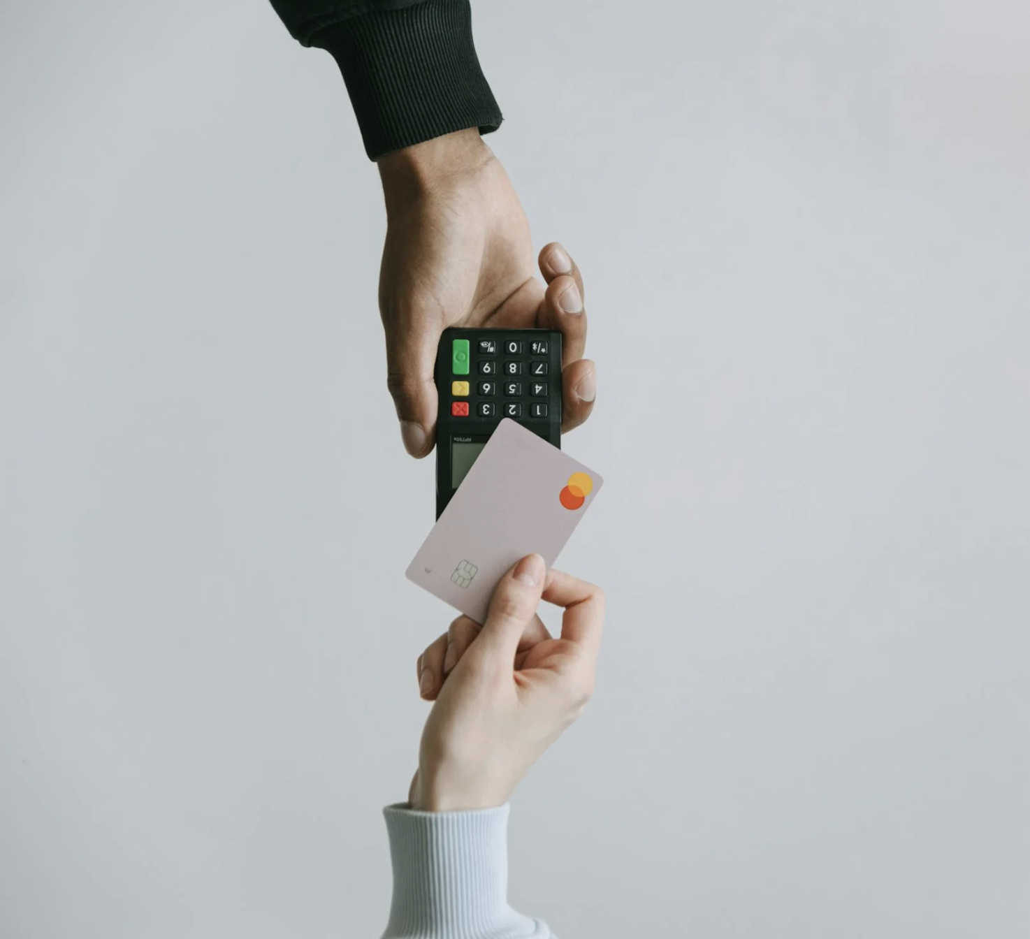 Should I Charge Hourly or by Project? Here’s How to Decide