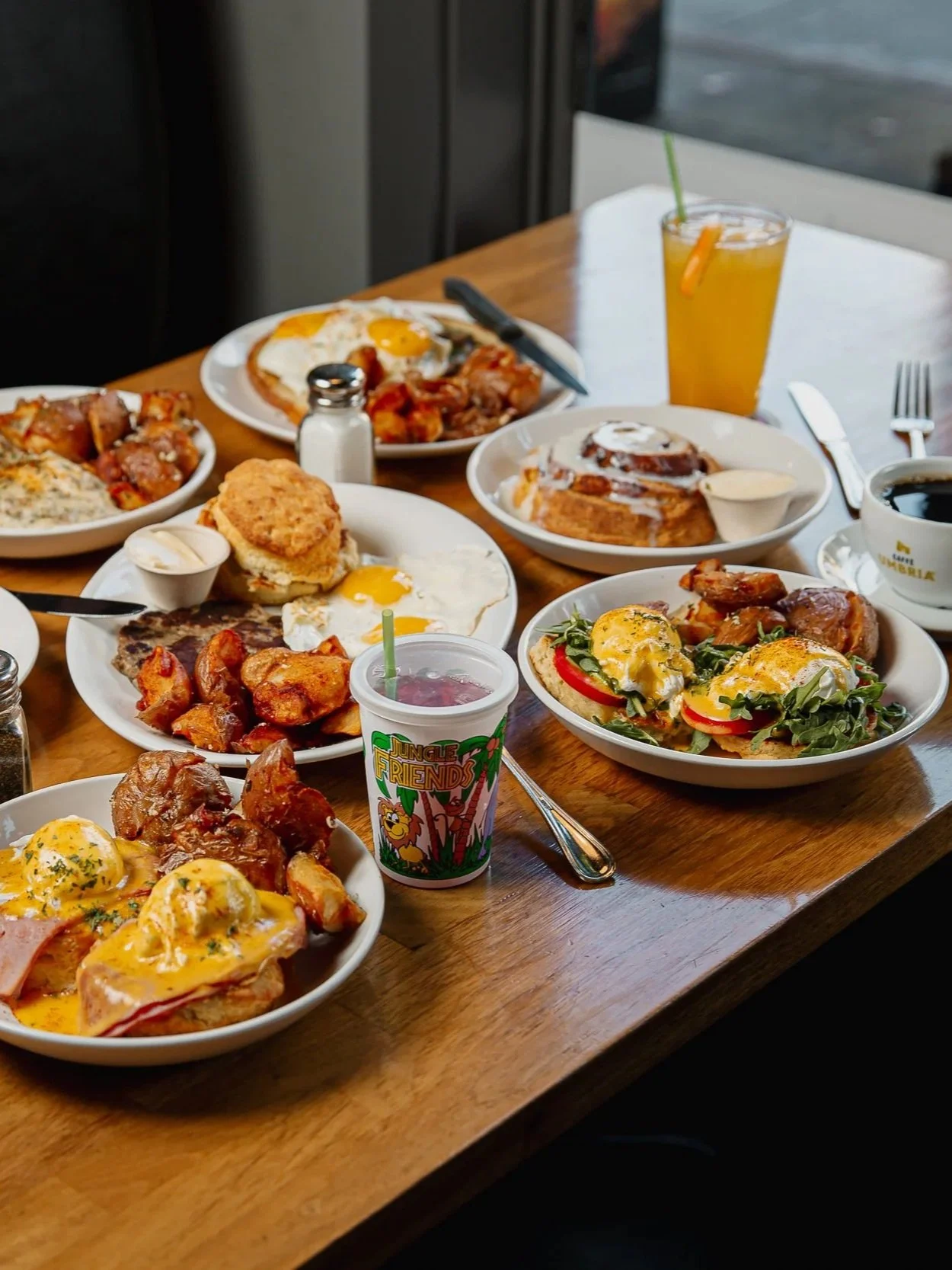 brunch-table-setting-eggs-benedict-gravy-biscuit-south-park-seattle