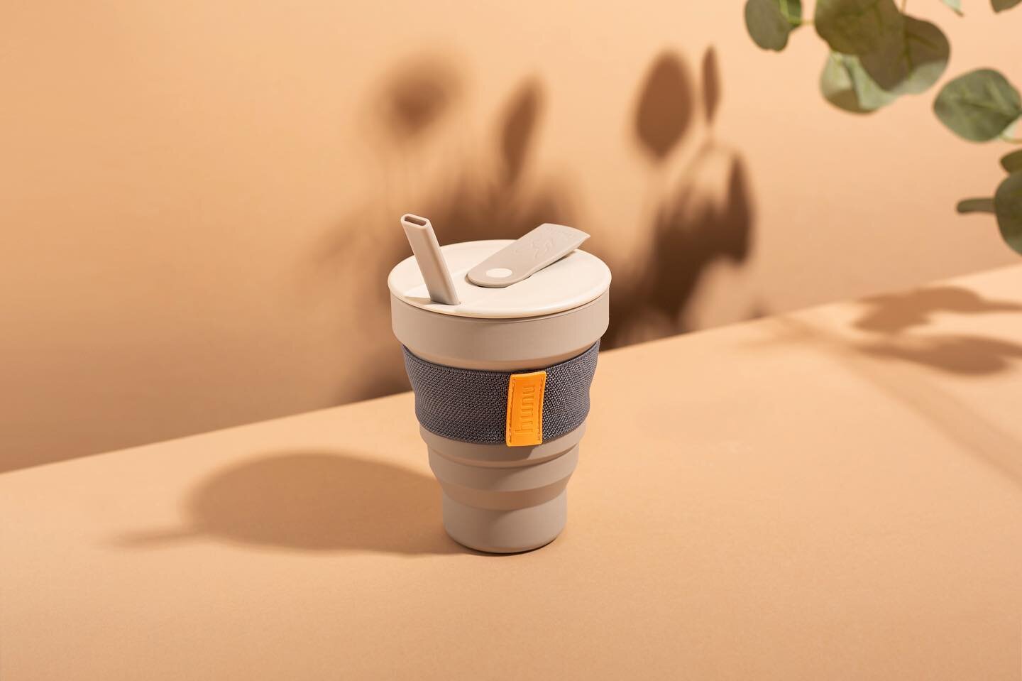 Working in that complementary beige for #hunu reusable coffee cup @wearehunu