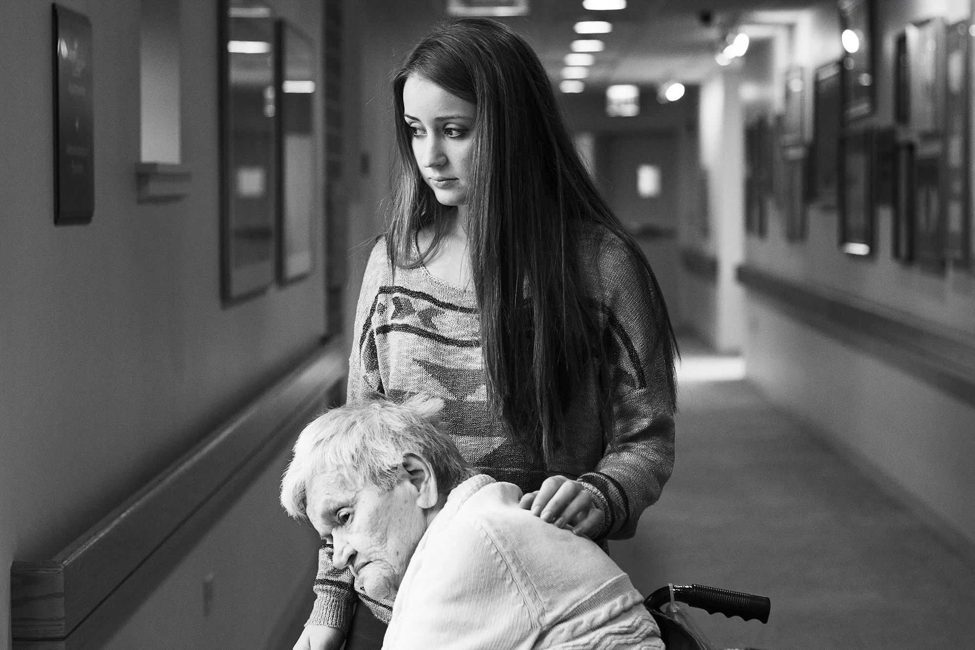 Student: Ashley Galminas Project: Final Project Class: Editorial Photography