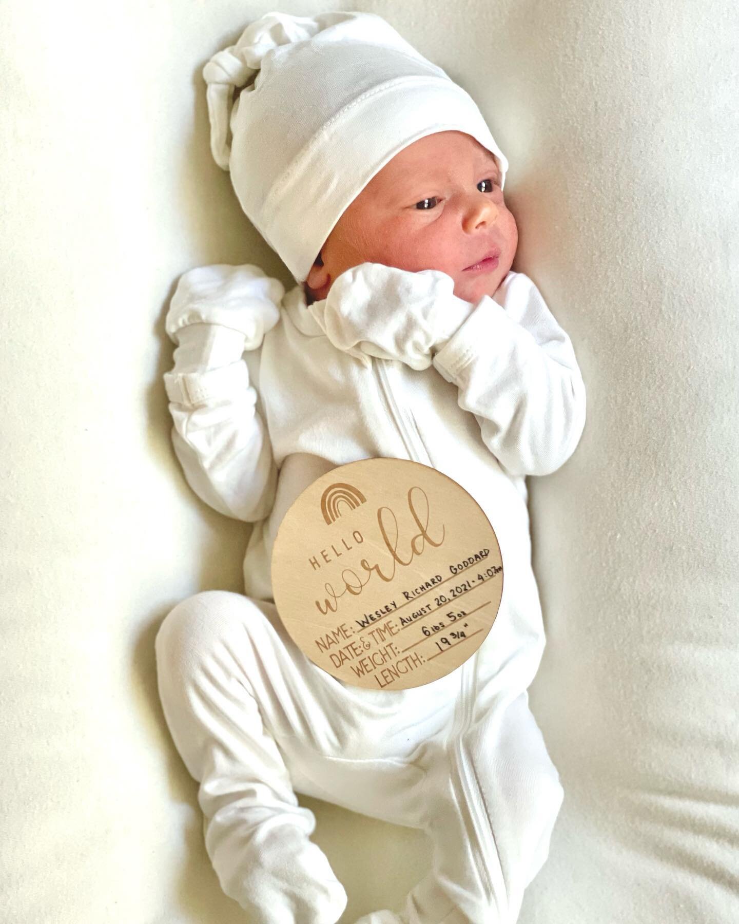 Introducing&hellip;

Wesley Richard Goddard
Born on August 20, 2021 at 4:07pm, weighing 6lbs 5oz. 

Wesley, you sure do know how to make an entrance! I am so happy that you were so excited to meet your Mom and I that you decided to come almost 4 week