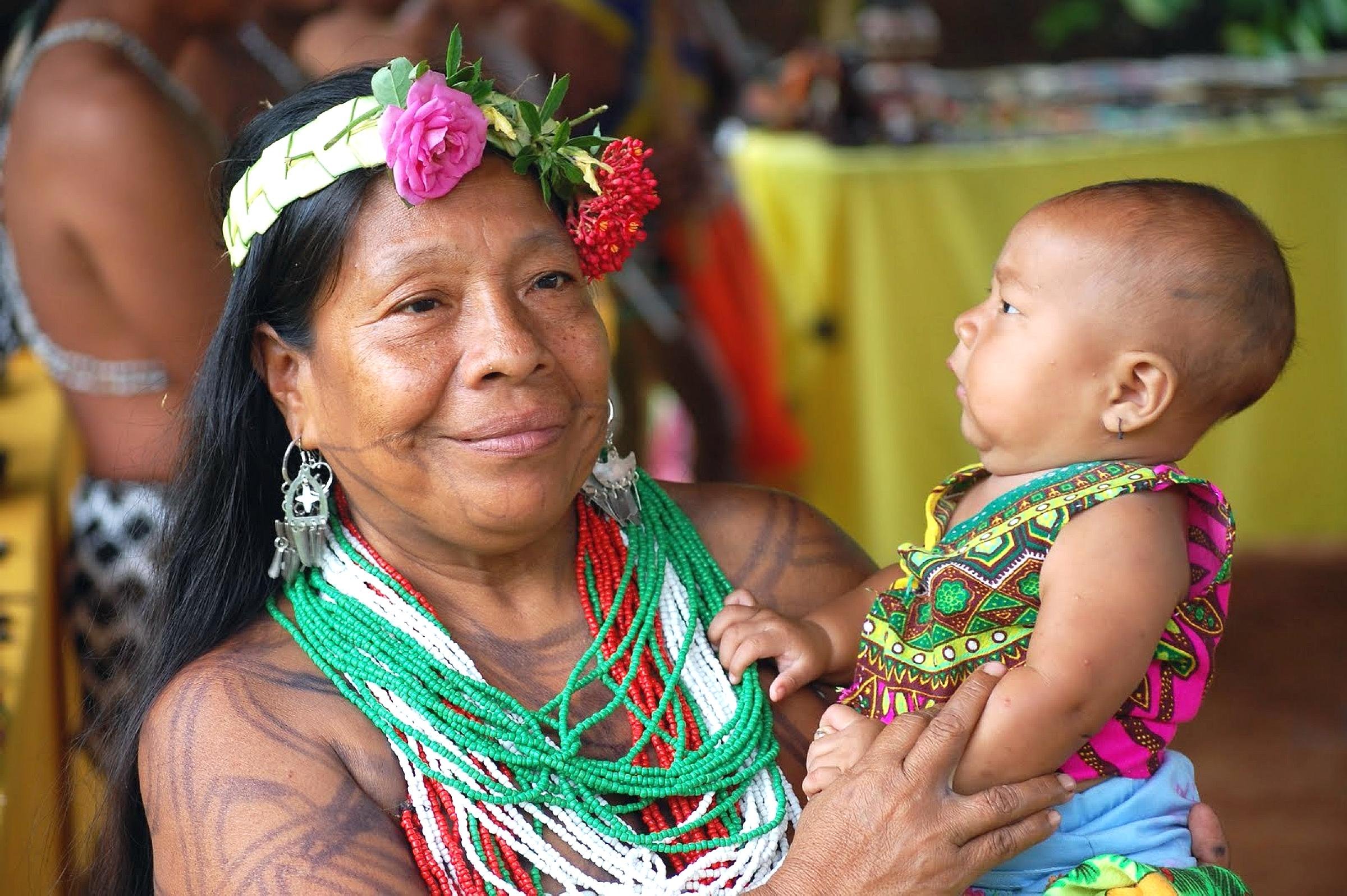 panama-new-generation-of-embera-wounaan.jpg