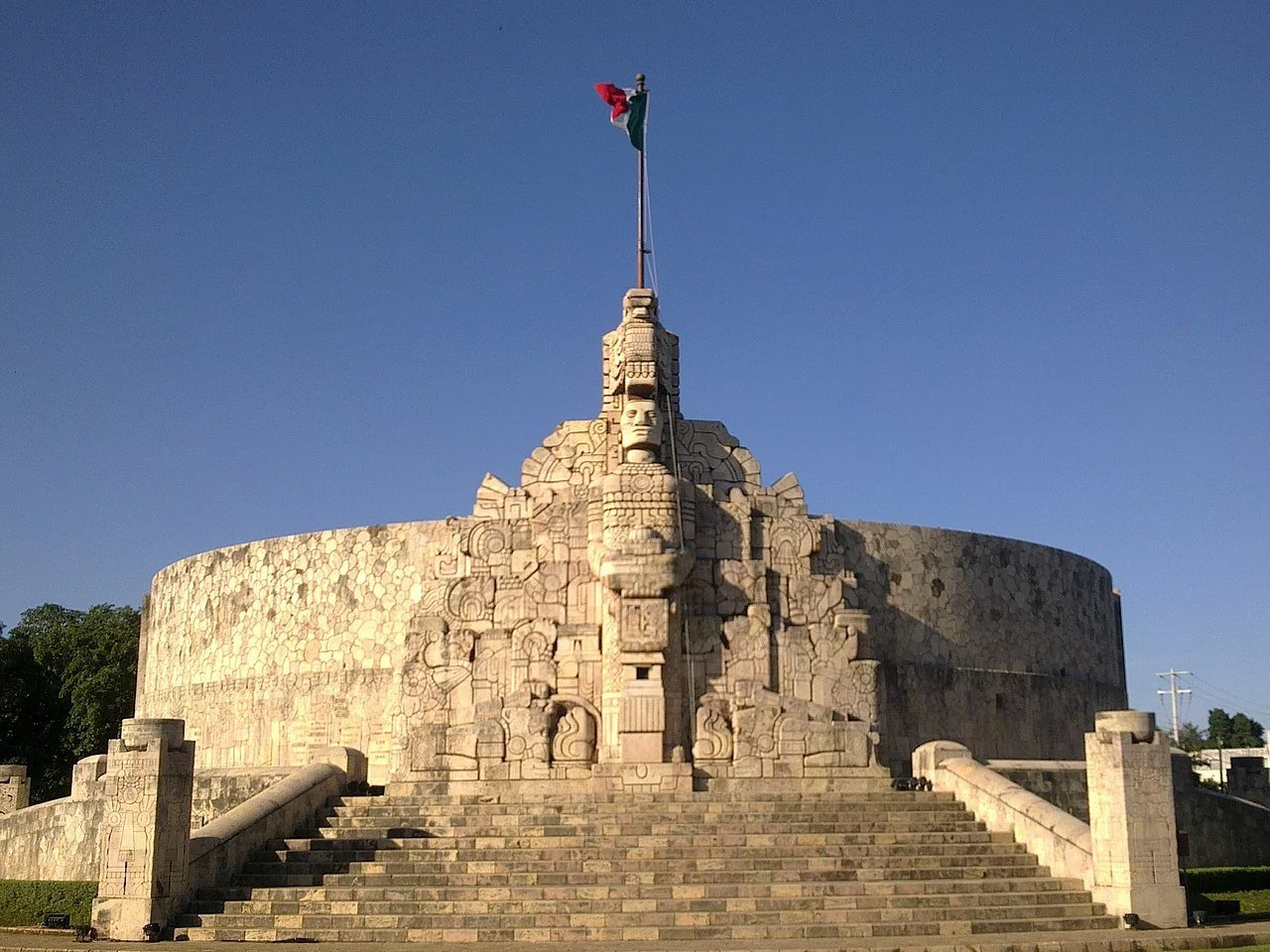 Merida_(Yucatan,_Mexico)_(41576213301).jpg