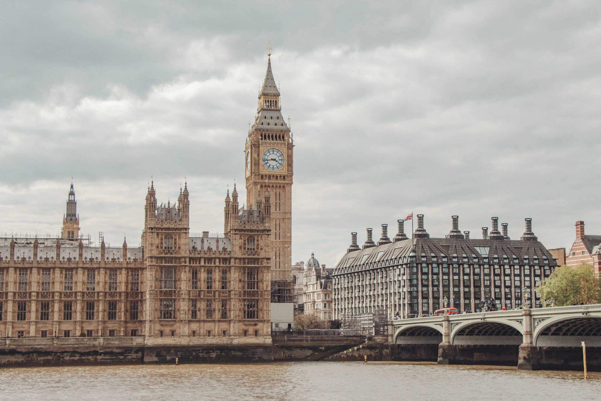 unsplash-image-4dPAF8uVdek.jpg