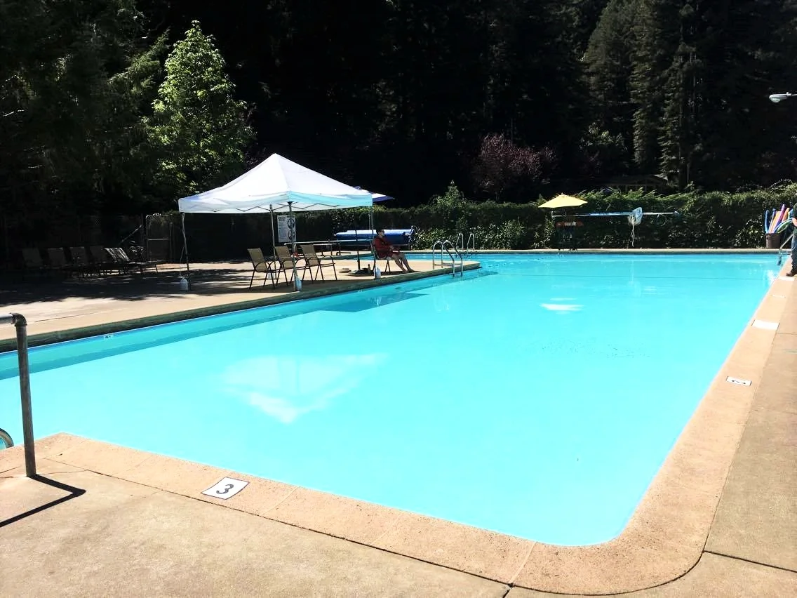 pool.jpg