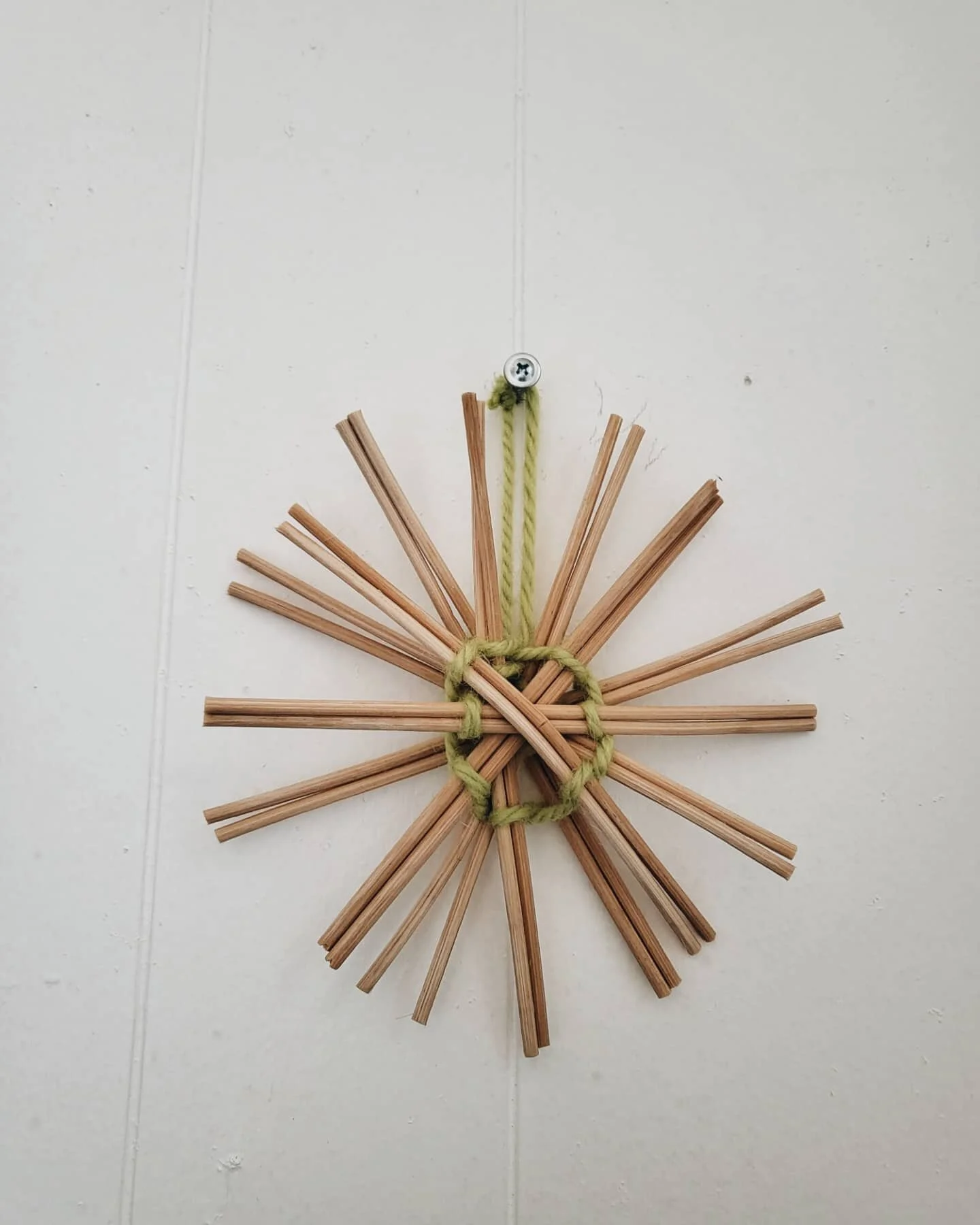 My lil bb Olive @solutionstowaste declared it &quot;a very sustainable Christmas&quot; so I made some lil ornaments with scrap reed &amp; scrap yarn, G-d bless the teenagers, G-d bless the crafts