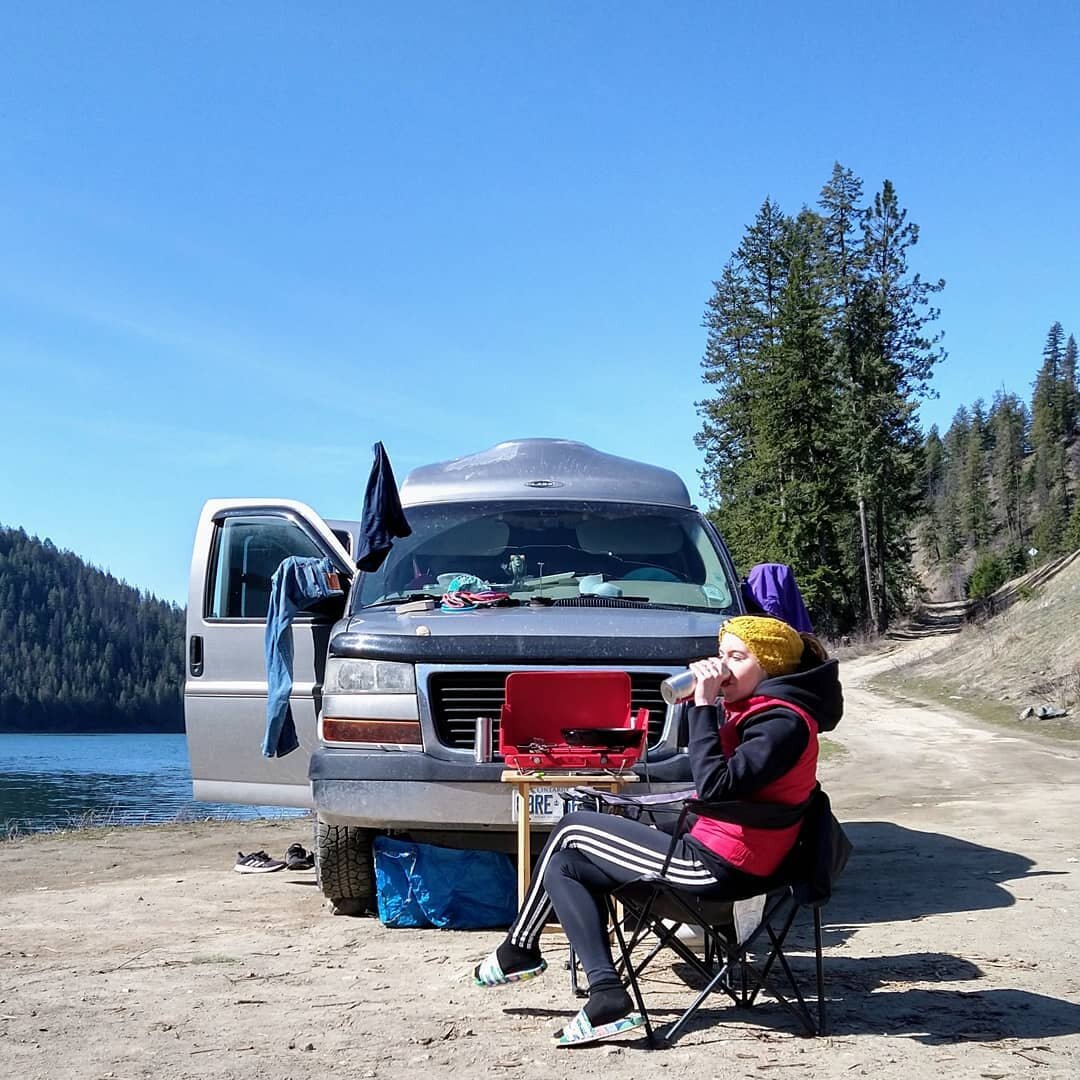 We have headed south to warmer weather.

Here, in the lower mainland, the sun shines bright and the cool mornings quickly warm into sunny afternoons.

We camp only a few hundred meters from the American border as we attempt to get as close to the equ