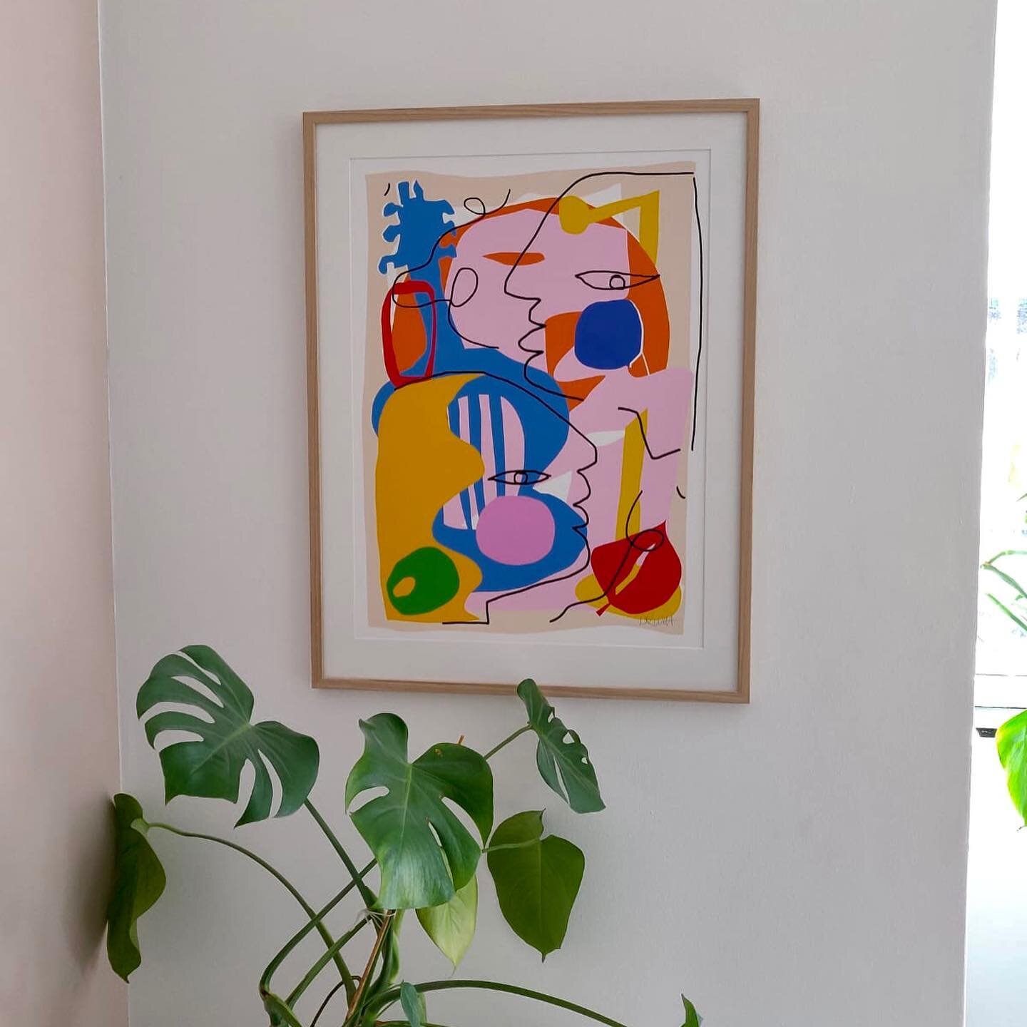 I really love seeing my pieces framed in their new homes 🥰 if you have a piece of mine I&rsquo;d love to see how it&rsquo;s displayed! And if you&rsquo;d like to commission me for a print or drawing, don&rsquo;t be a stranger. All drawings on my ins