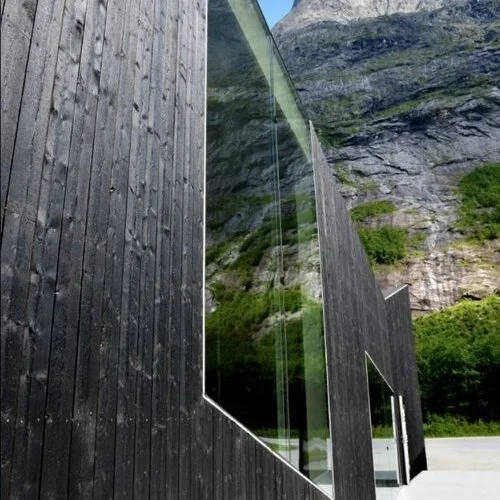 Projetos de Arquitetura e Engenharia Turística em Áreas Protegidas