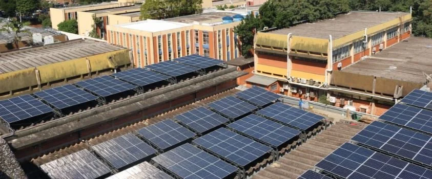 Diagnóstico energético e bioclimático de edificações e projeto de usina fotovoltaica. Eletrobras