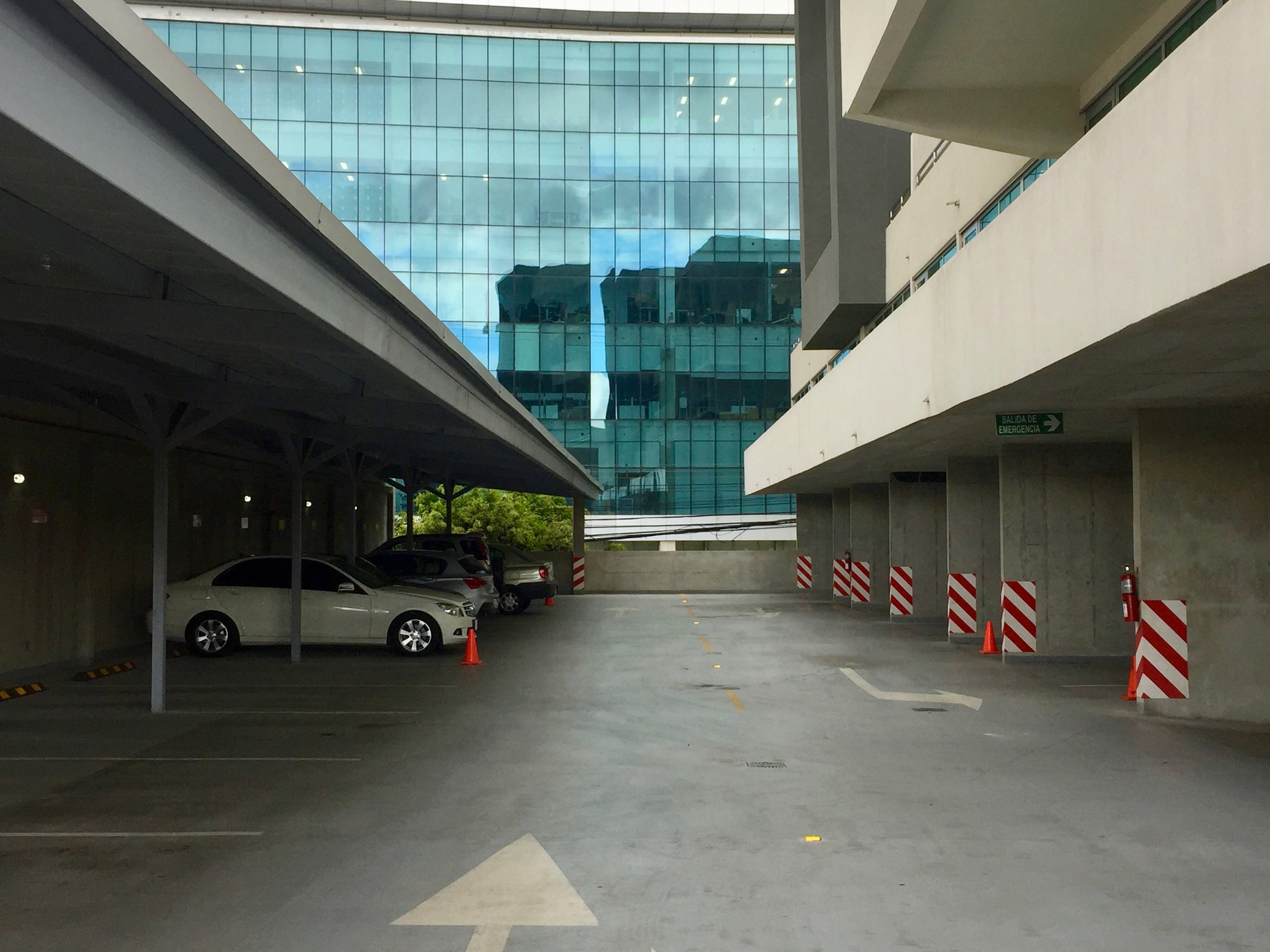 Estacionamientos 1.jpg