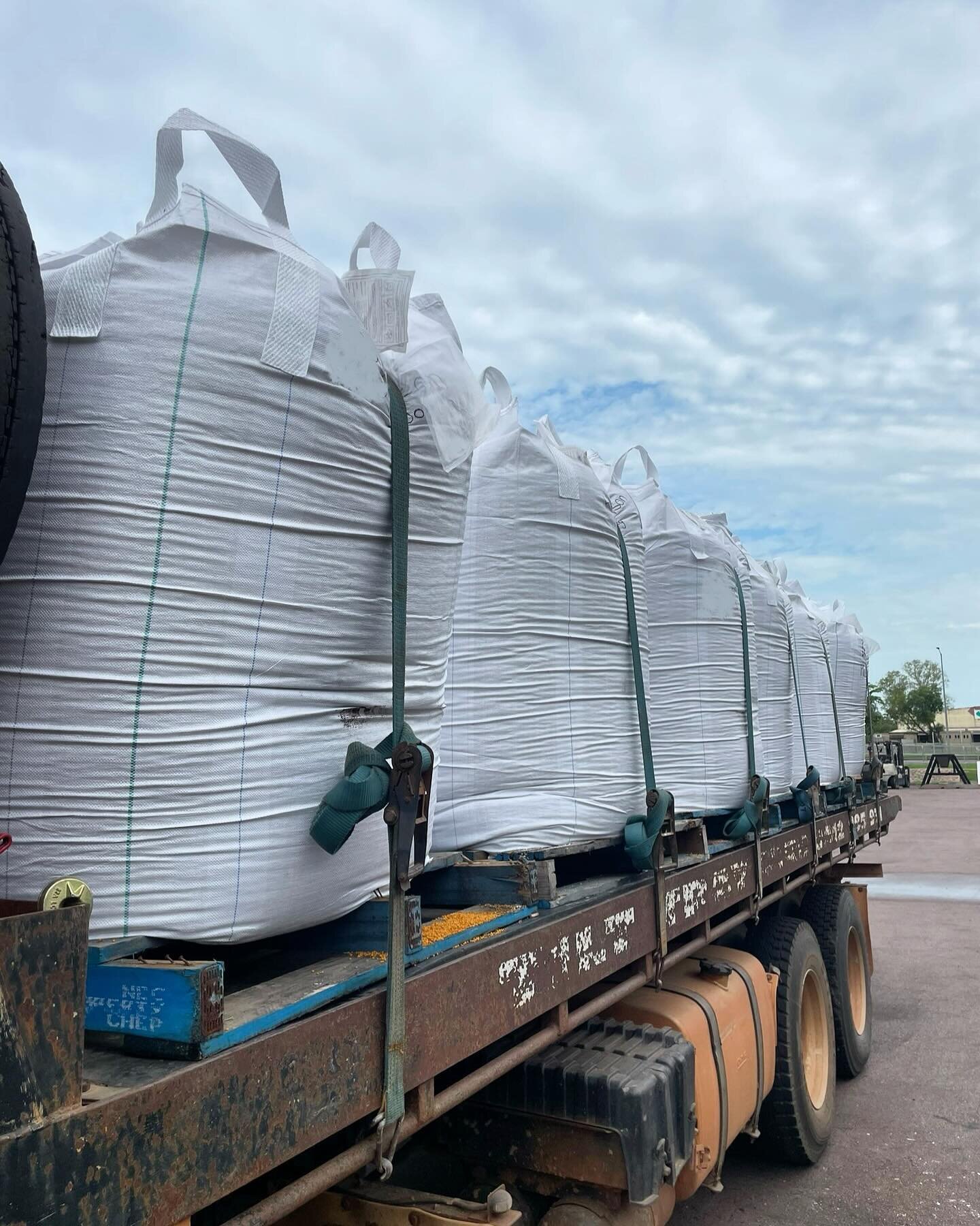 Another order of locally blended fertiliser on its way to a top end producer.

If you would like to know more about how our custom blending could benefit your crop, give us a call or email us today:

☎️ 08 8932 9603
💻 sales@ntag.com.au