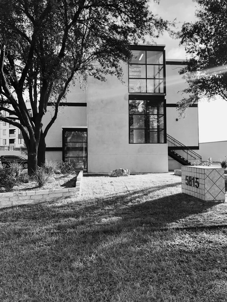 AREA || 5815 Airport