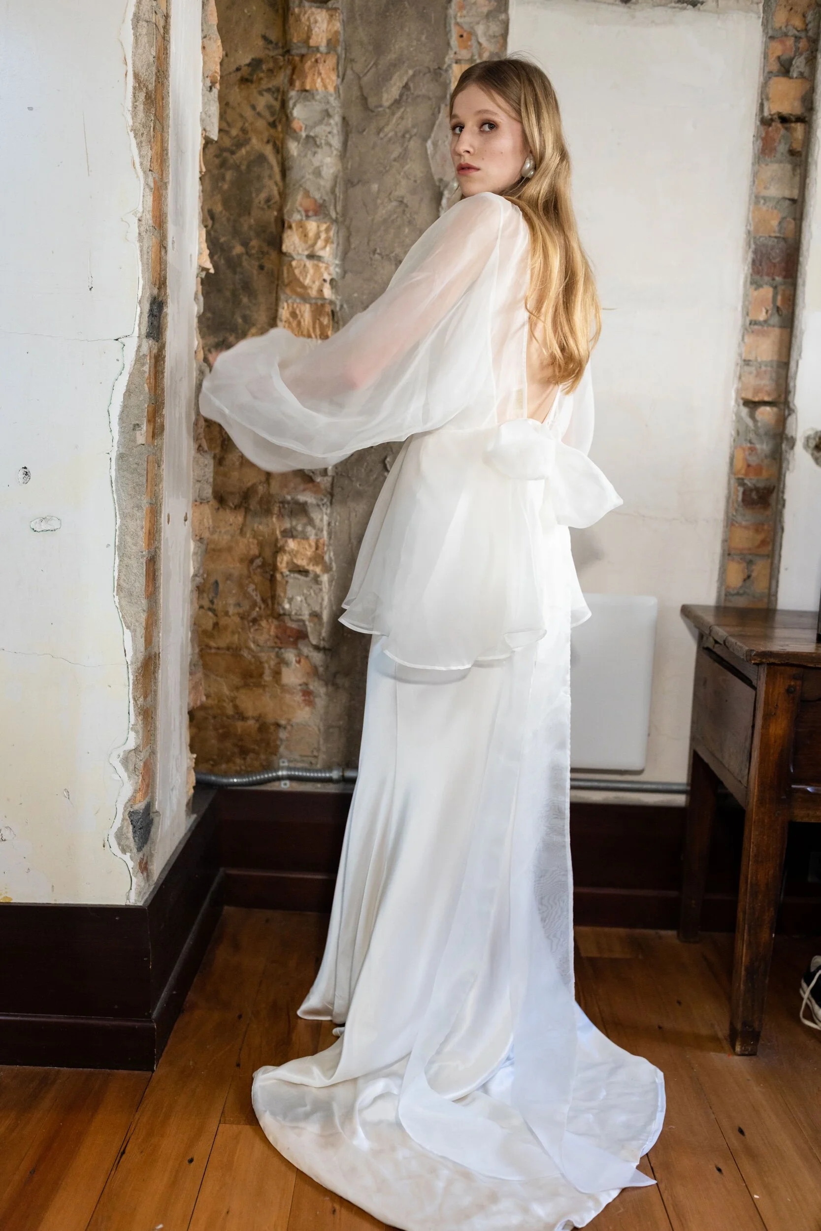 7F28BC64-C6D4-4AAA-8103-C489A7DD2C71