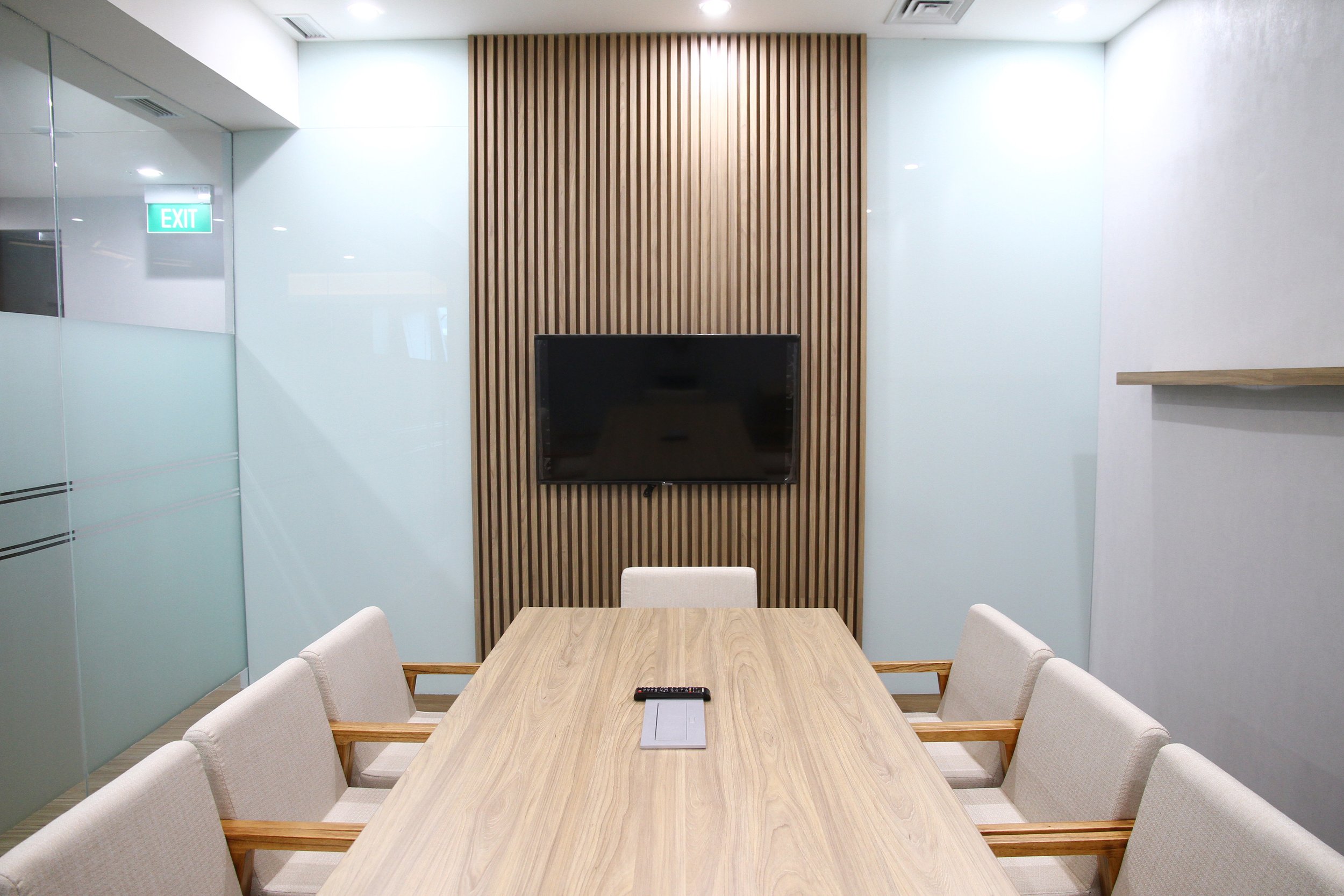 10. meeting room.jpg