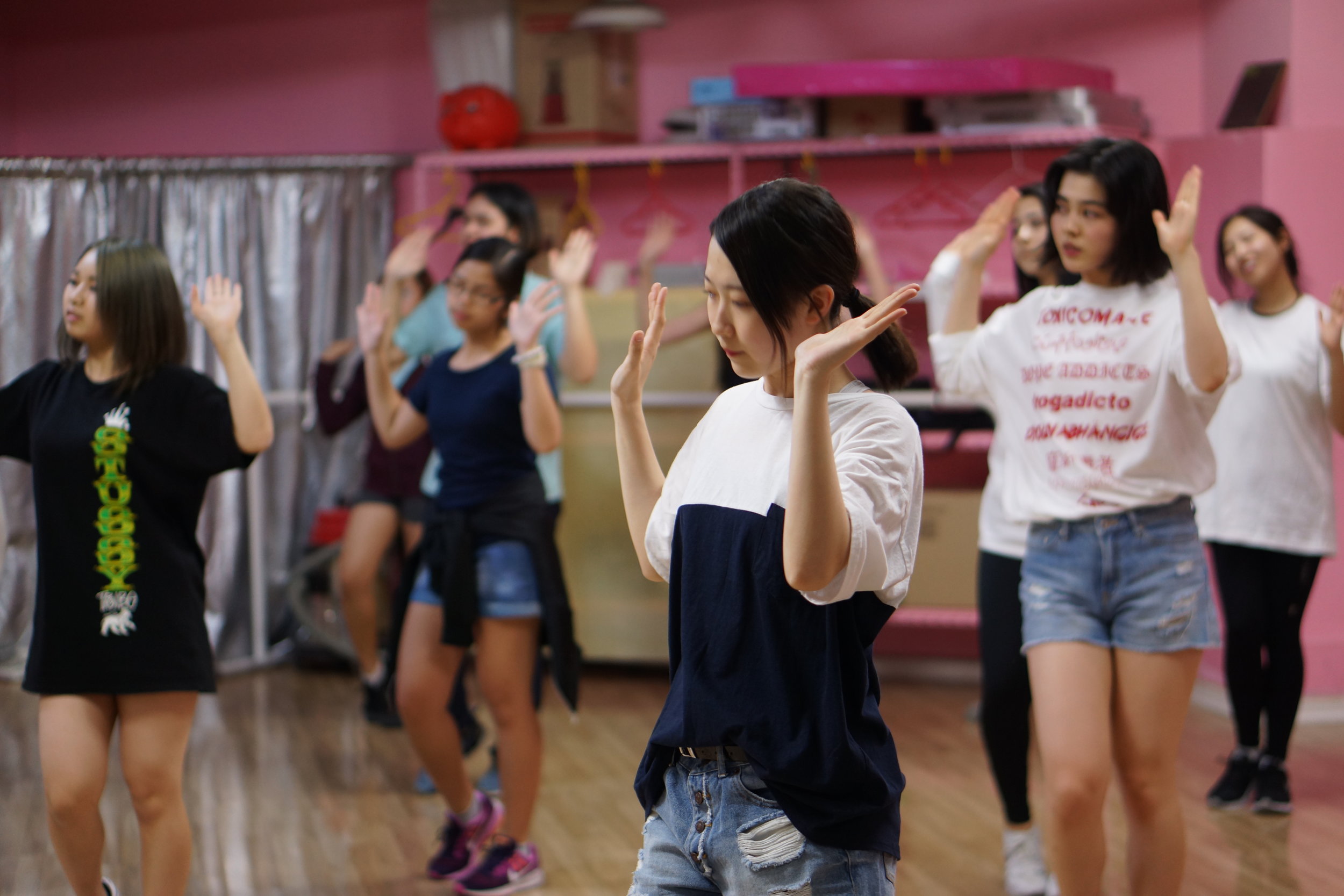  Interns enjoy free KPop Dance lessons.&nbsp; 