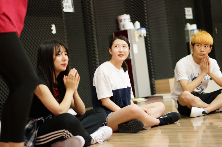 kpop+camp-2.png