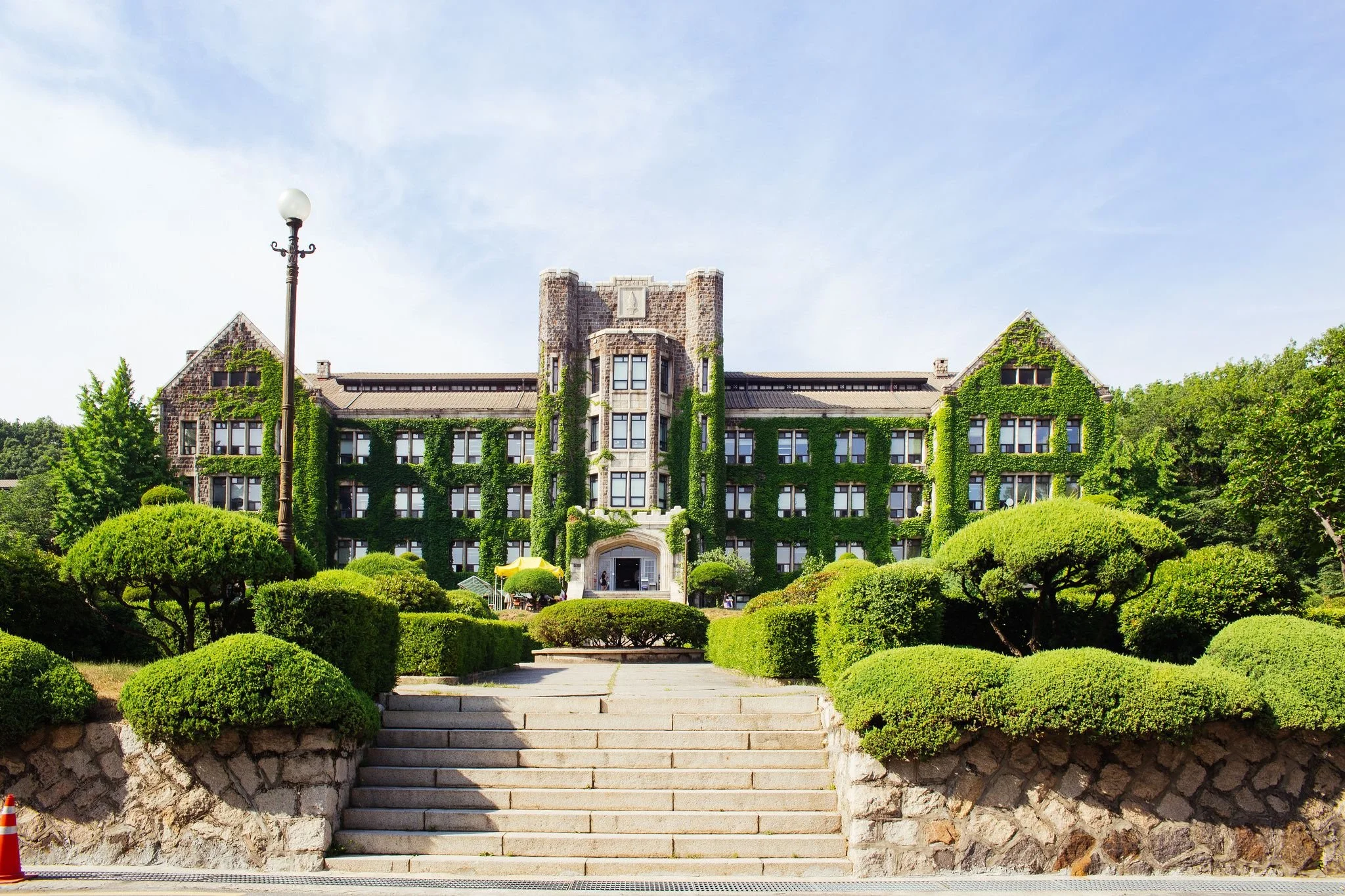 YONSEI UNIVERSITY