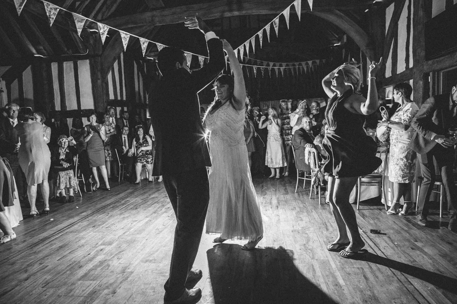 melbourneweddingphotographertop5dancefloormoves-10