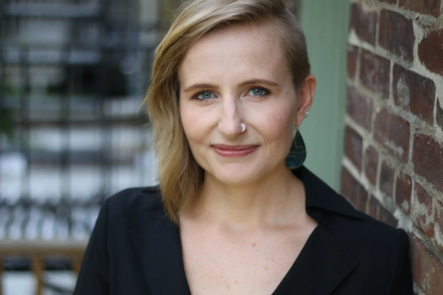 Jen P Headshots_final_tops_lowrez-9.jpg