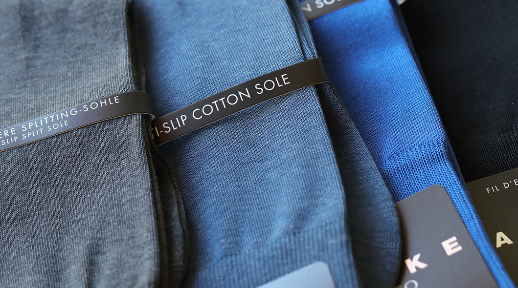 Socken in diversen Farben erhältlich