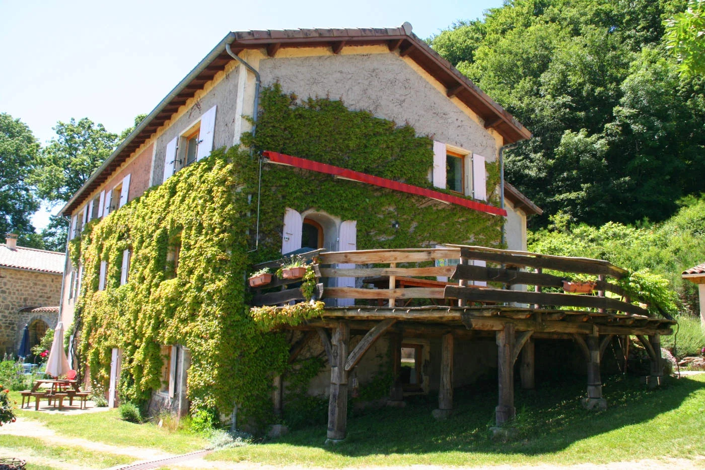 vue-maison-et-terrasse (2).jpg
