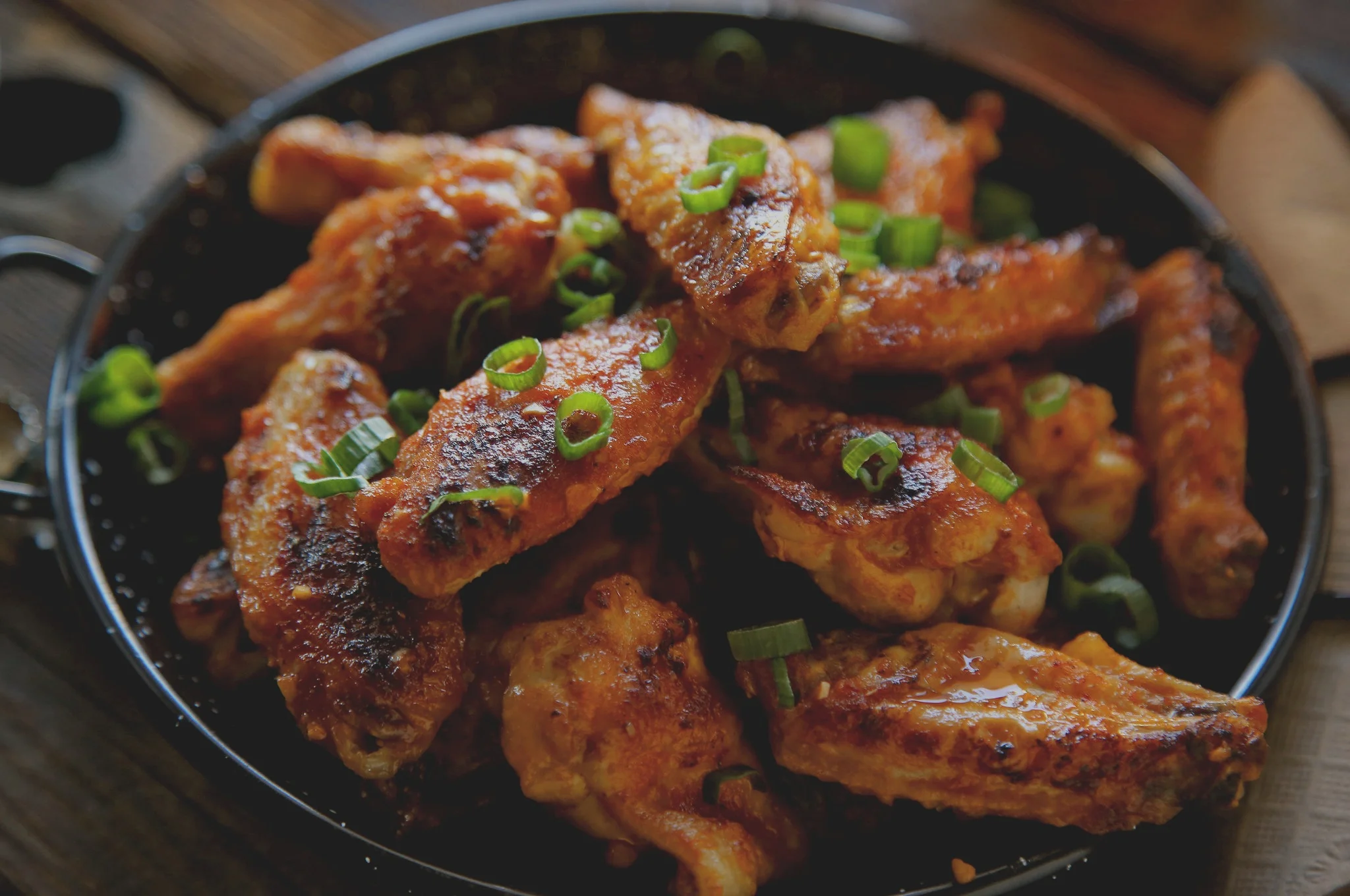 09COOKING_CHICKENWINGS2-superJumbo.jpg