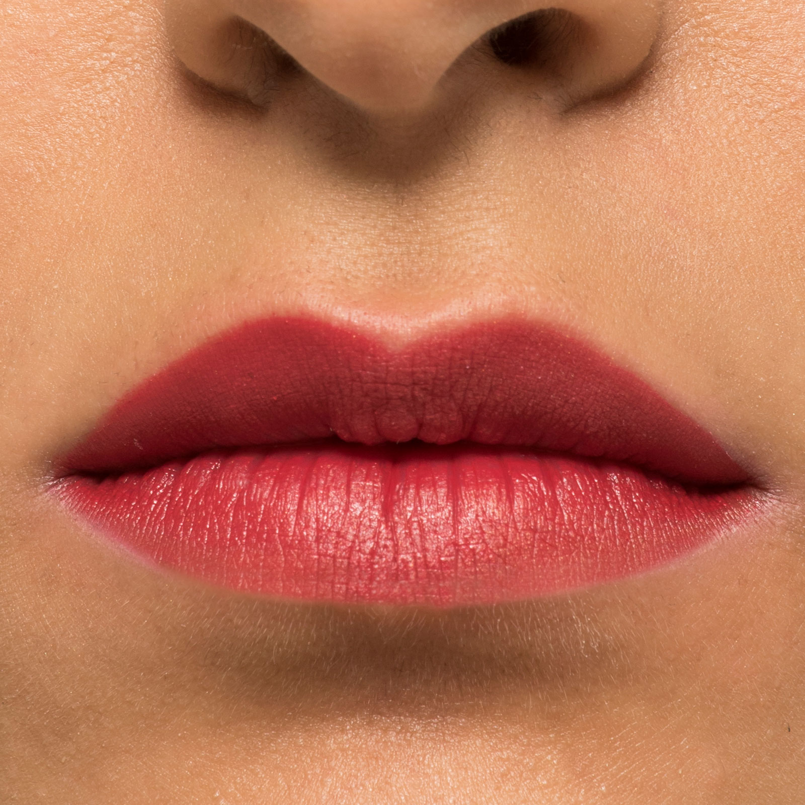 Matte- 143 -rouge-star.jpeg
